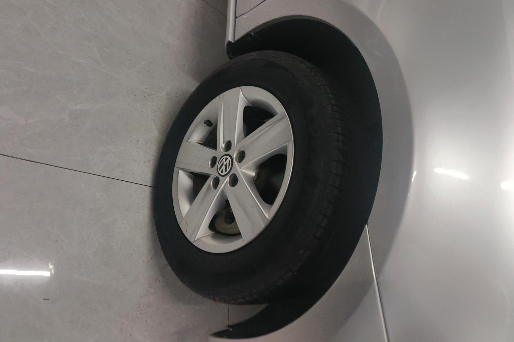 Volkswagen Bora 2013 1.6L AT Fashion