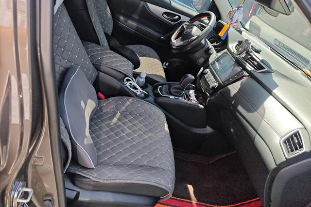 Nissan Qashqai 2019 2.0 L CVT — фото 16