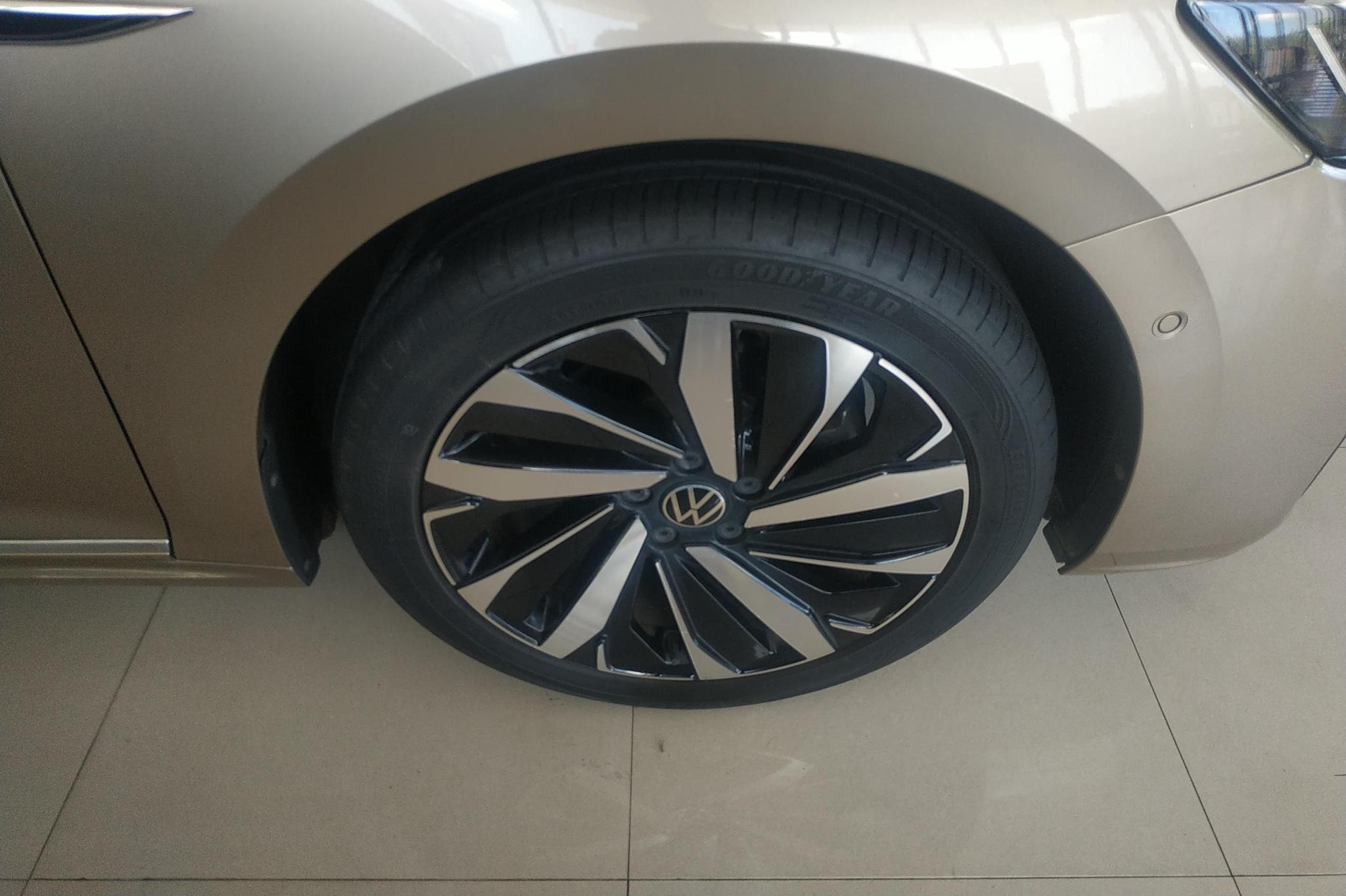 Volkswagen Passat 2022 330TSI Luxury