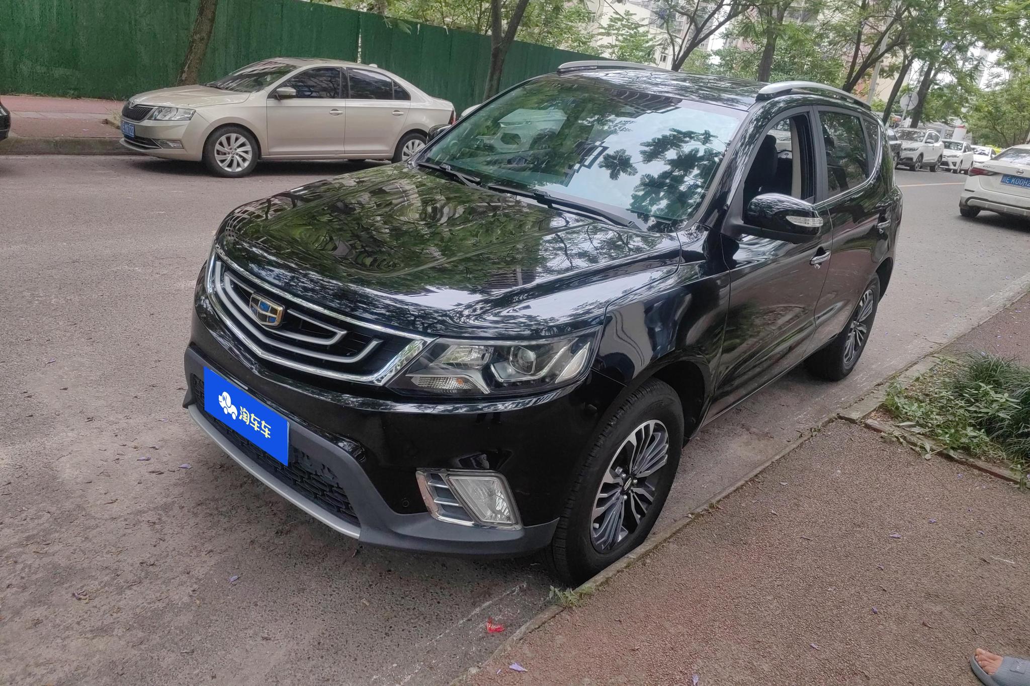 Geely Vision X6