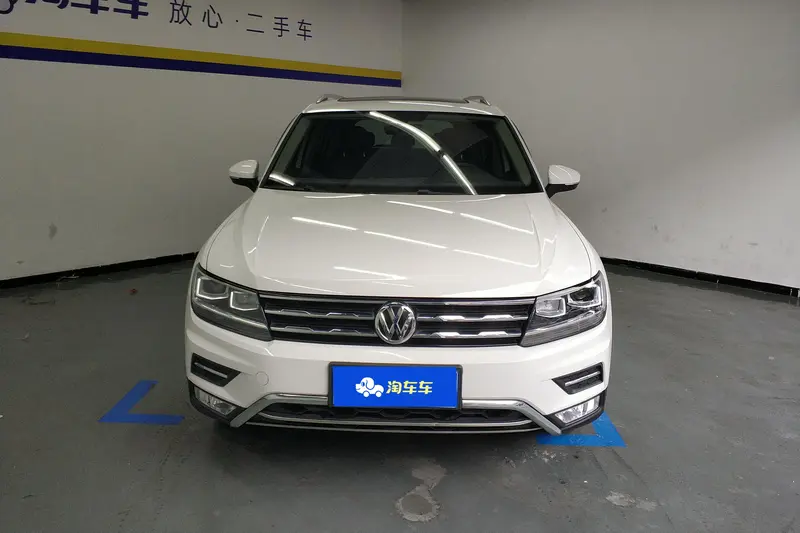 Volkswagen Tiguan L — фото 2