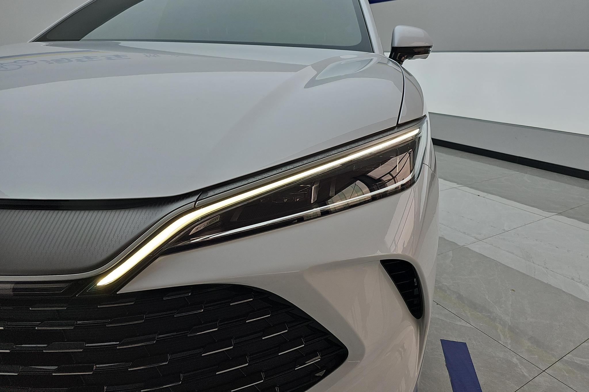 BYD Song L DM L DM 2025 Smart Drive DM-i 160KM
