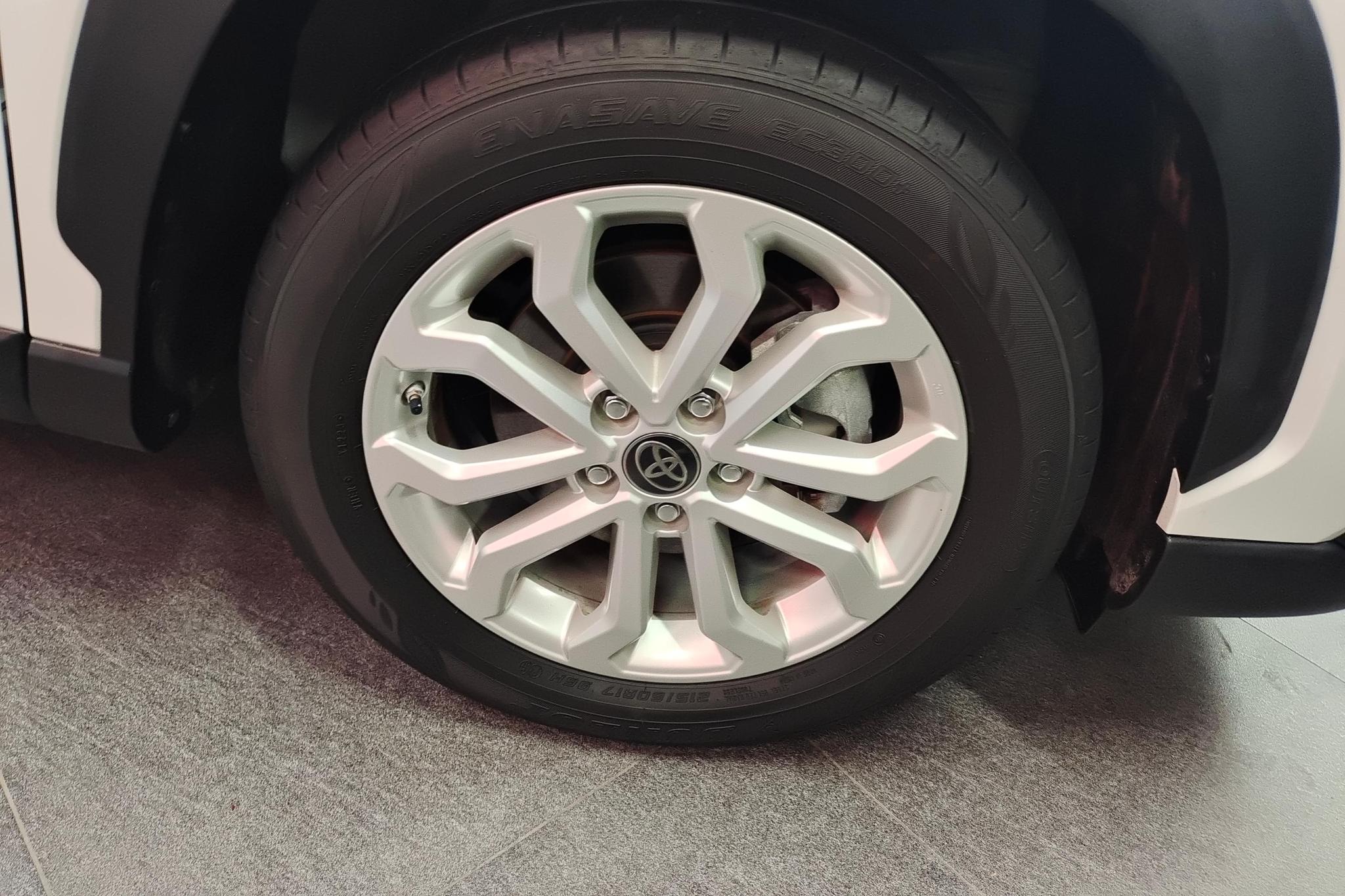 Toyota Frontlander 2023 2.0L CVT Lead