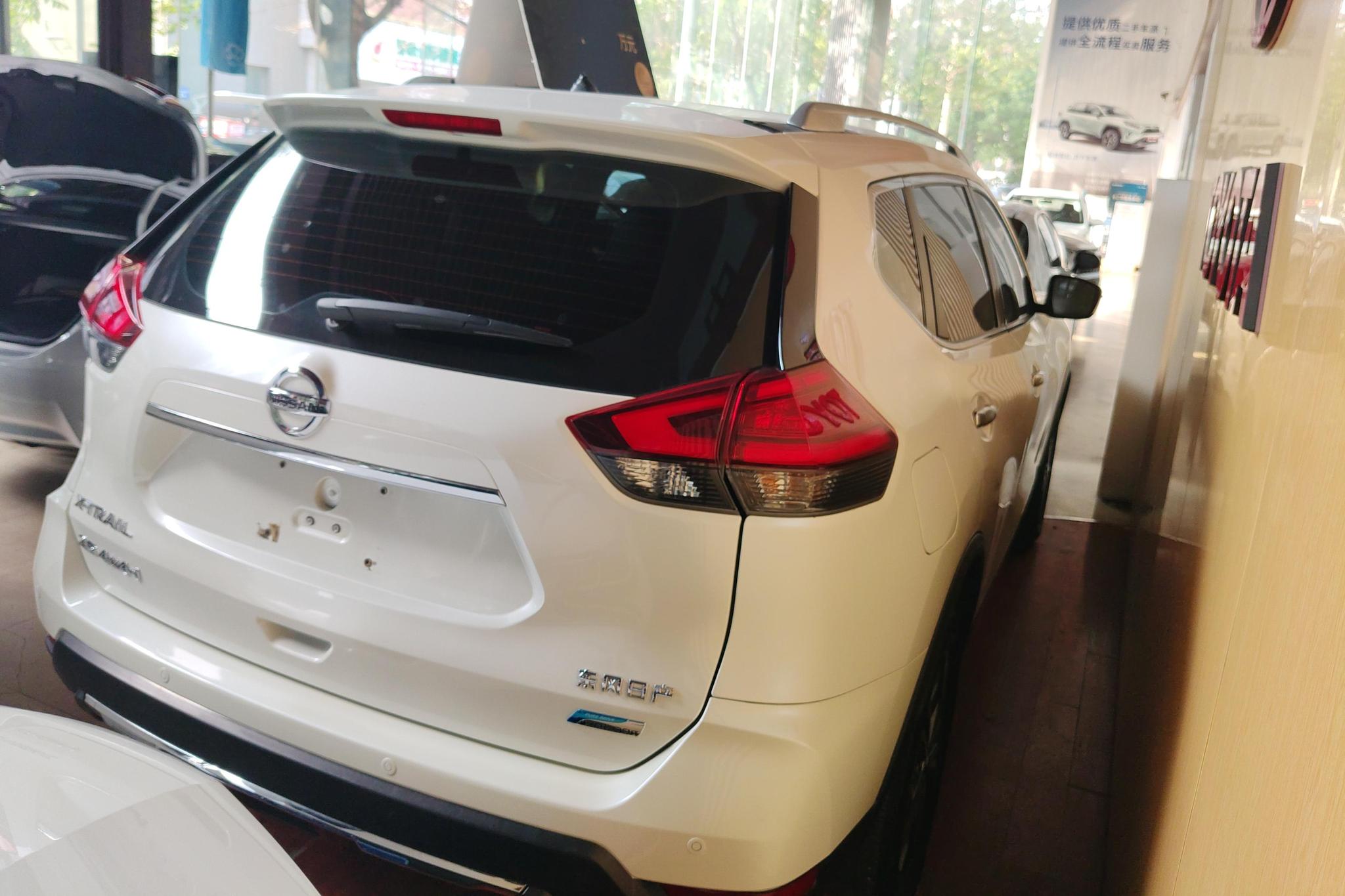 Nissan X-Trail 2017 2.5L CVT Lead 4WD
