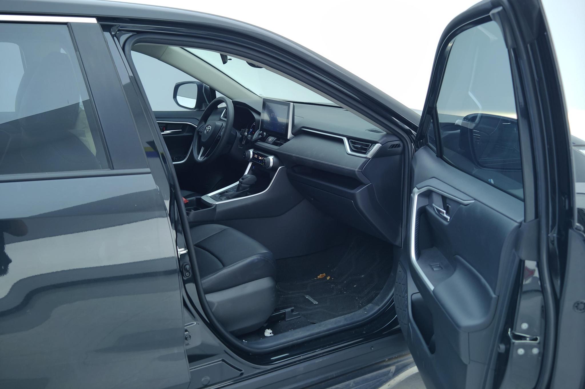 Toyota RAV4 2021 2.5L CVT Elite