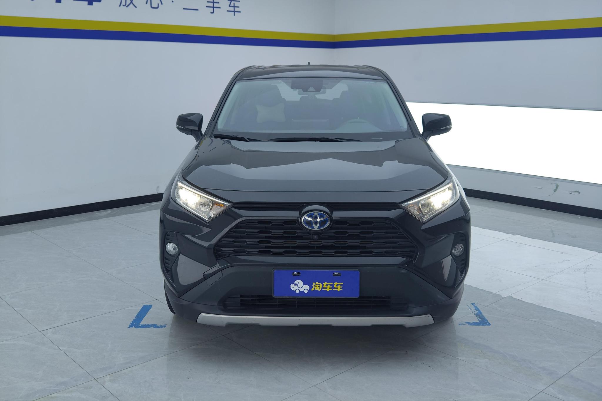 Toyota RAV4 2021 2.5L CVT Elite