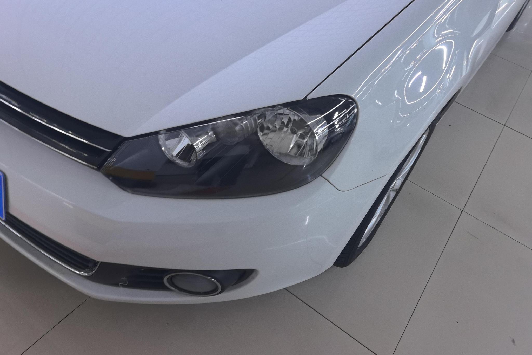 Volkswagen Golf 2012 1.6 MT Comfort