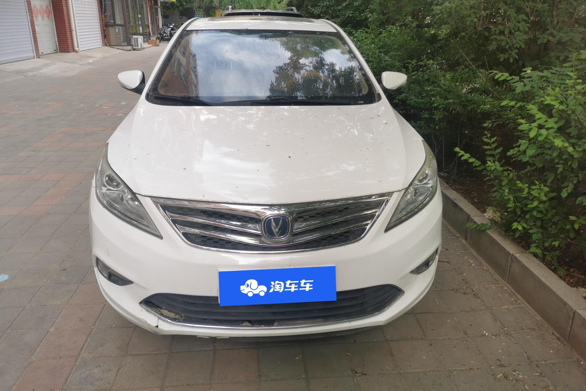 Changan Eado 2015 1.6L AT Luxury