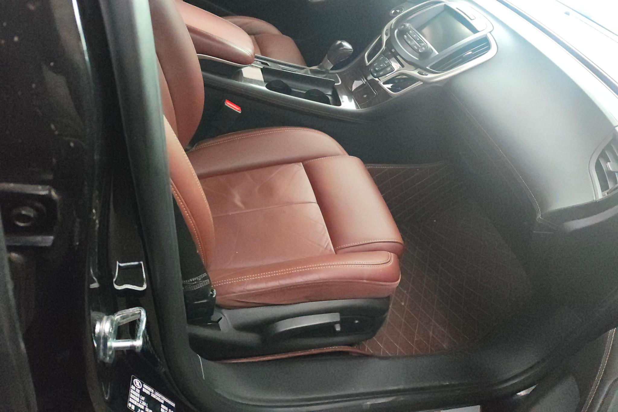 Buick LaCrosse 2013 2.4L SIDI Luxury Comfort