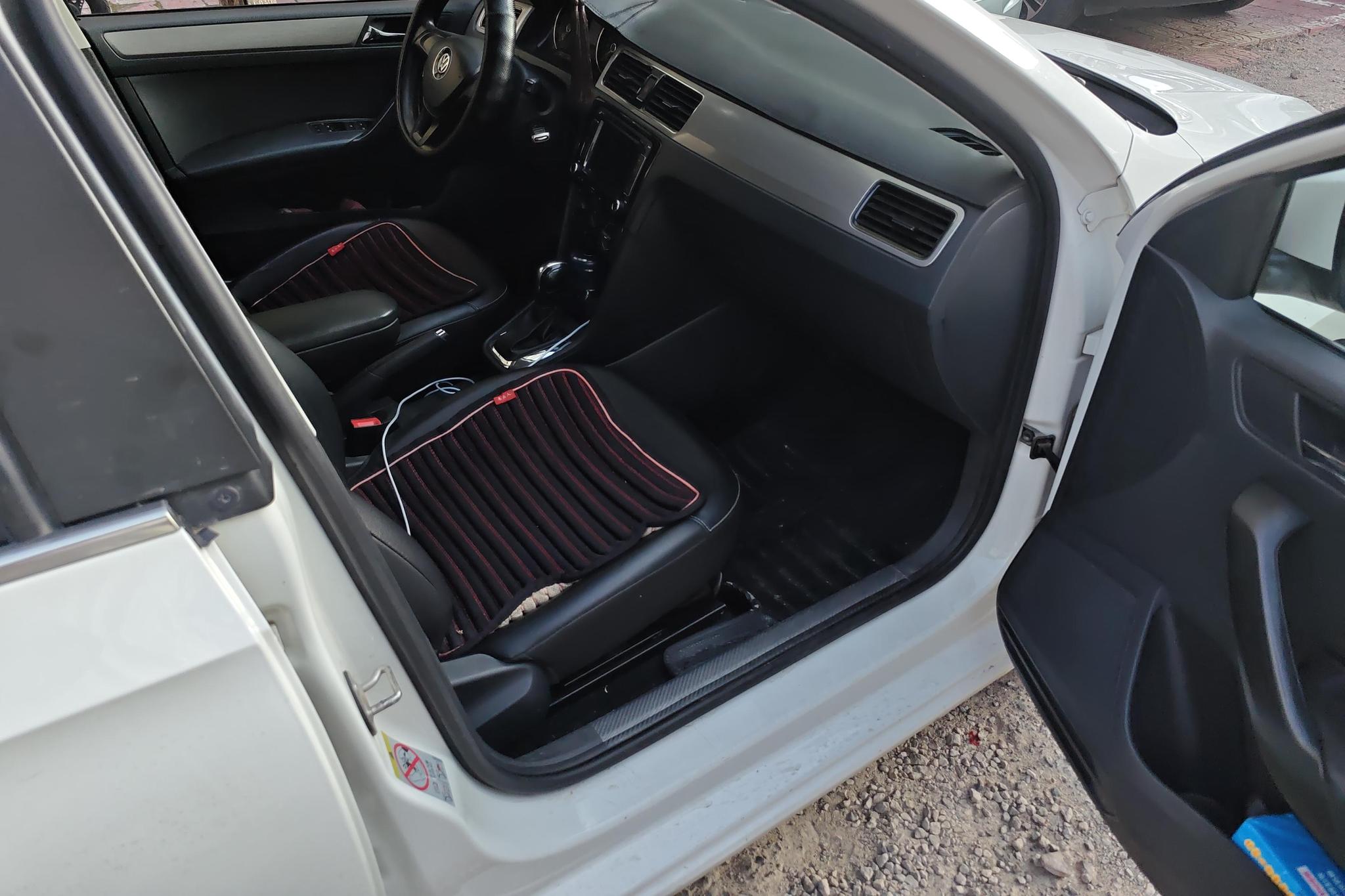 Volkswagen Santana 2015 1.6L AT Comfort