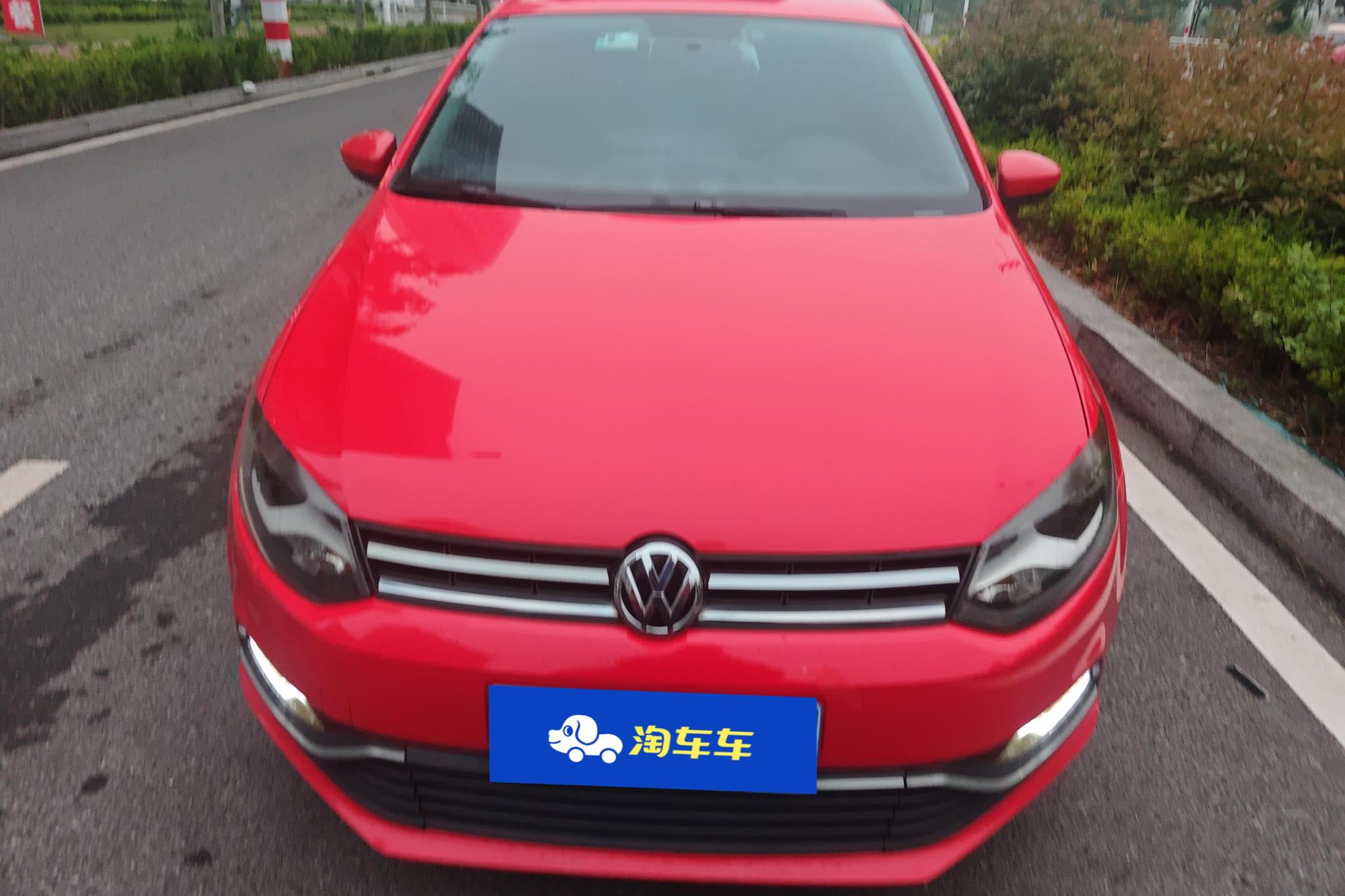 Volkswagen Polo 2016 1.4L MT