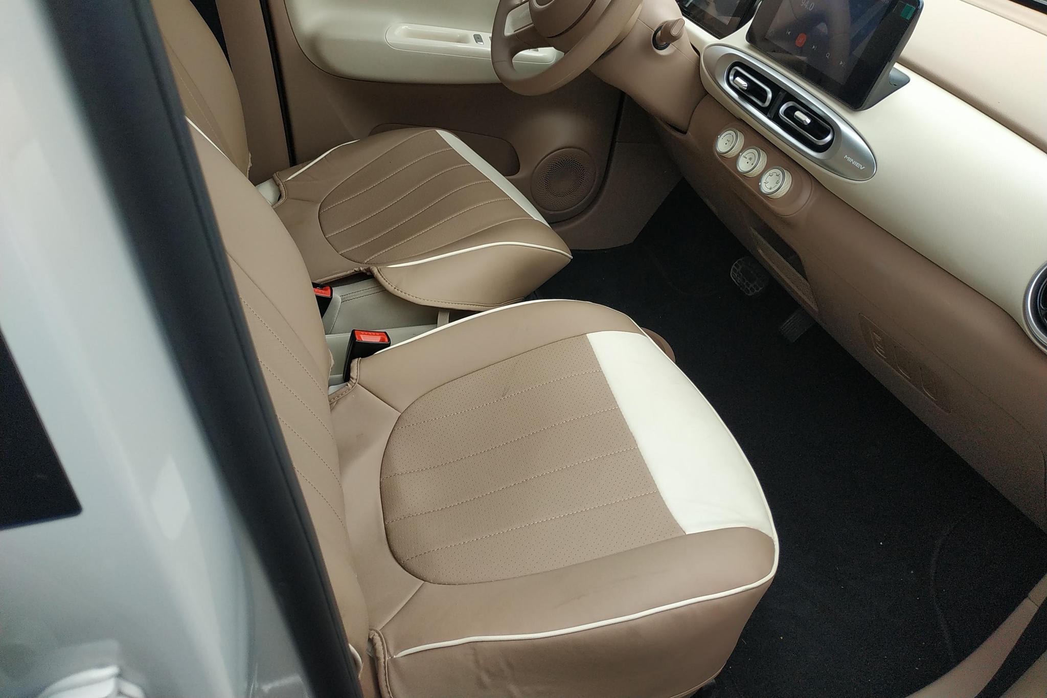 Wuling Mini EV MINIEV 2025 205km Premium +
