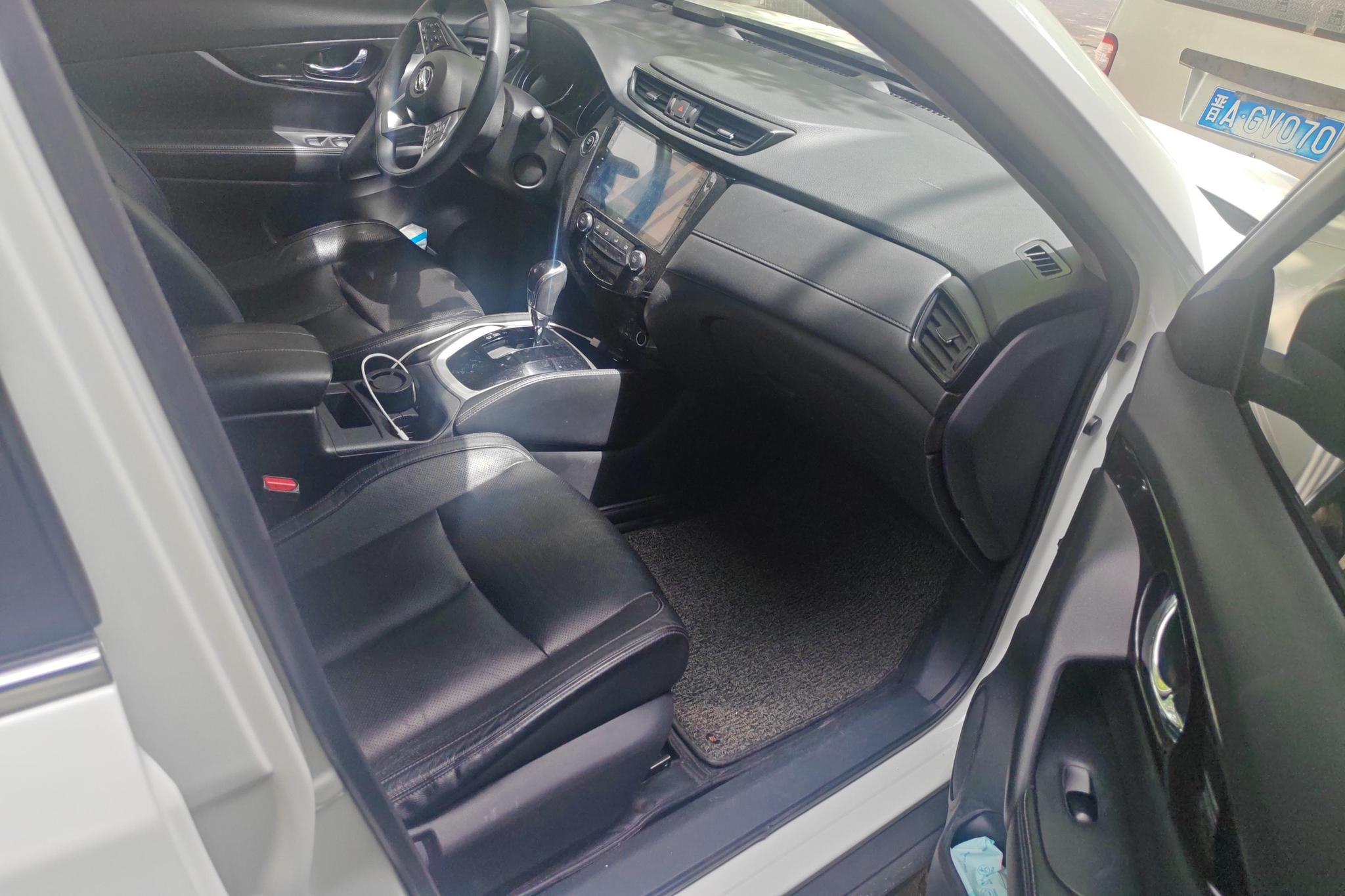 Nissan X-Trail 2017 2.0L CVT Comfort 2WD