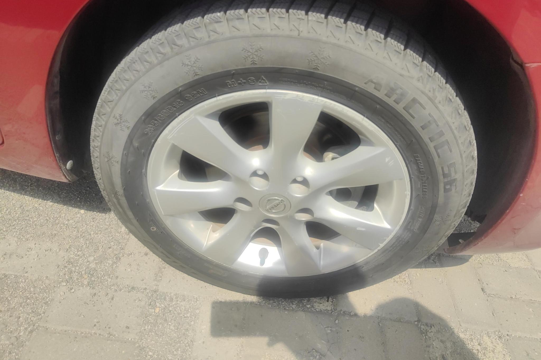 Nissan Tiida 2011 1.6L CVT Comfort