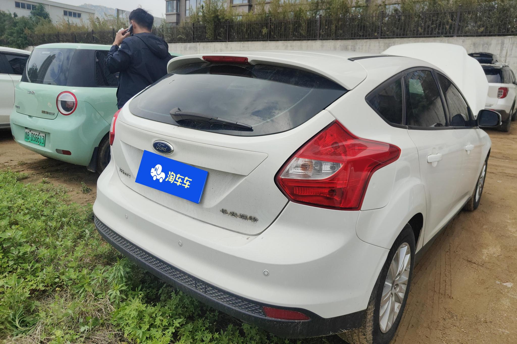 Ford Focus 2012 1.6L AT Comfort