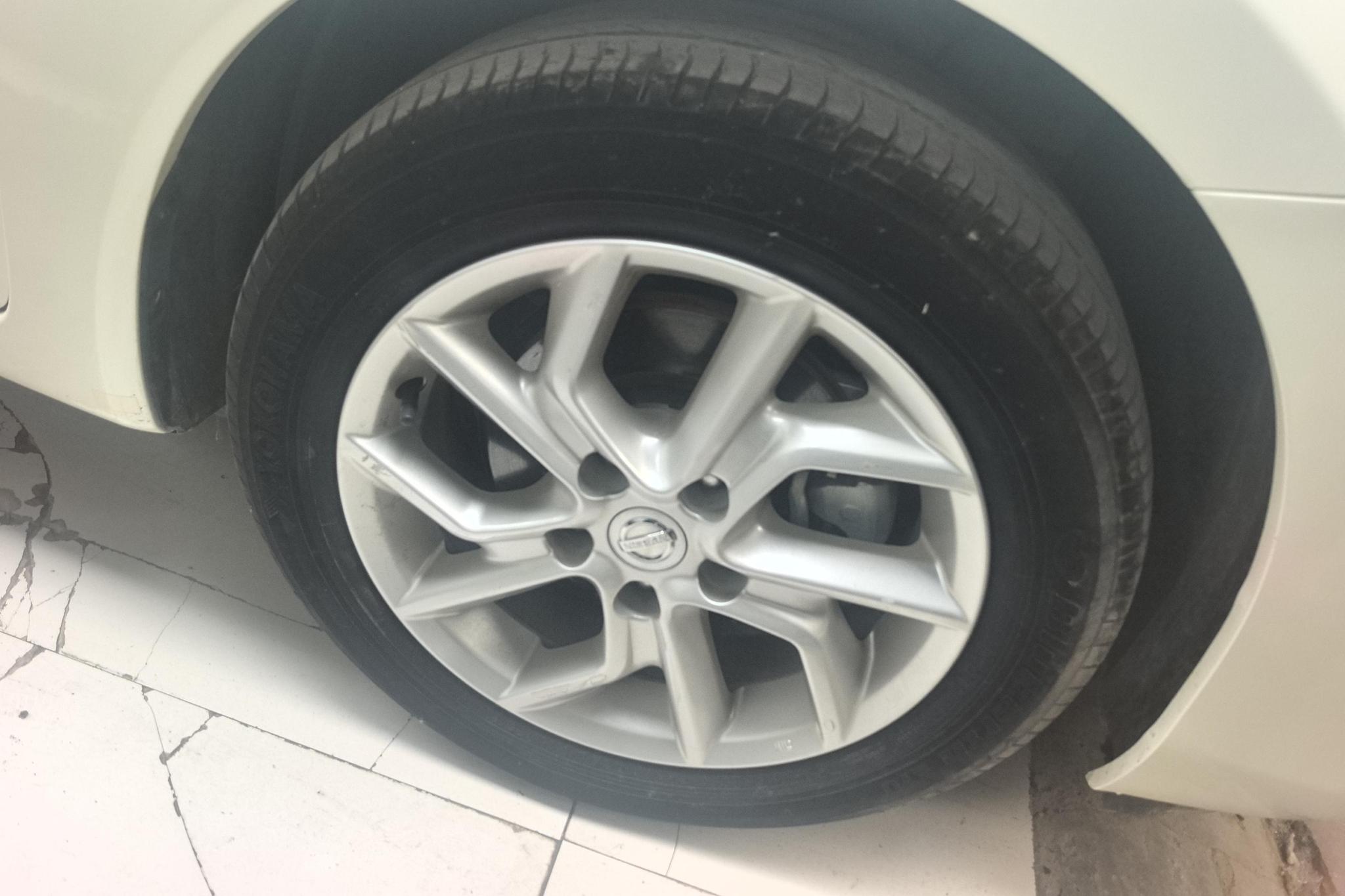 Nissan TIIDA id 4437686 из Китая 10