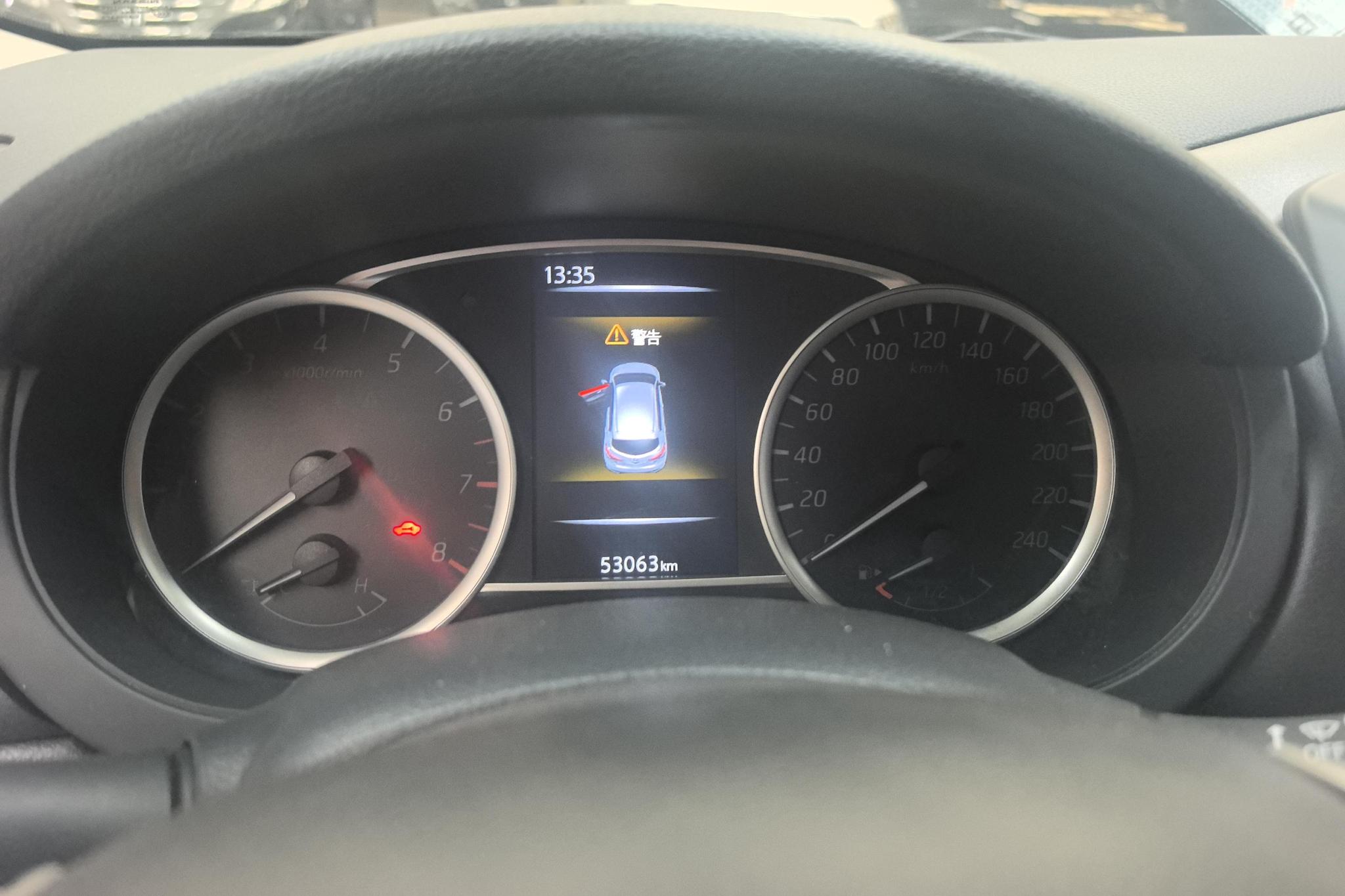 Nissan TIIDA id 4437686 из Китая 11