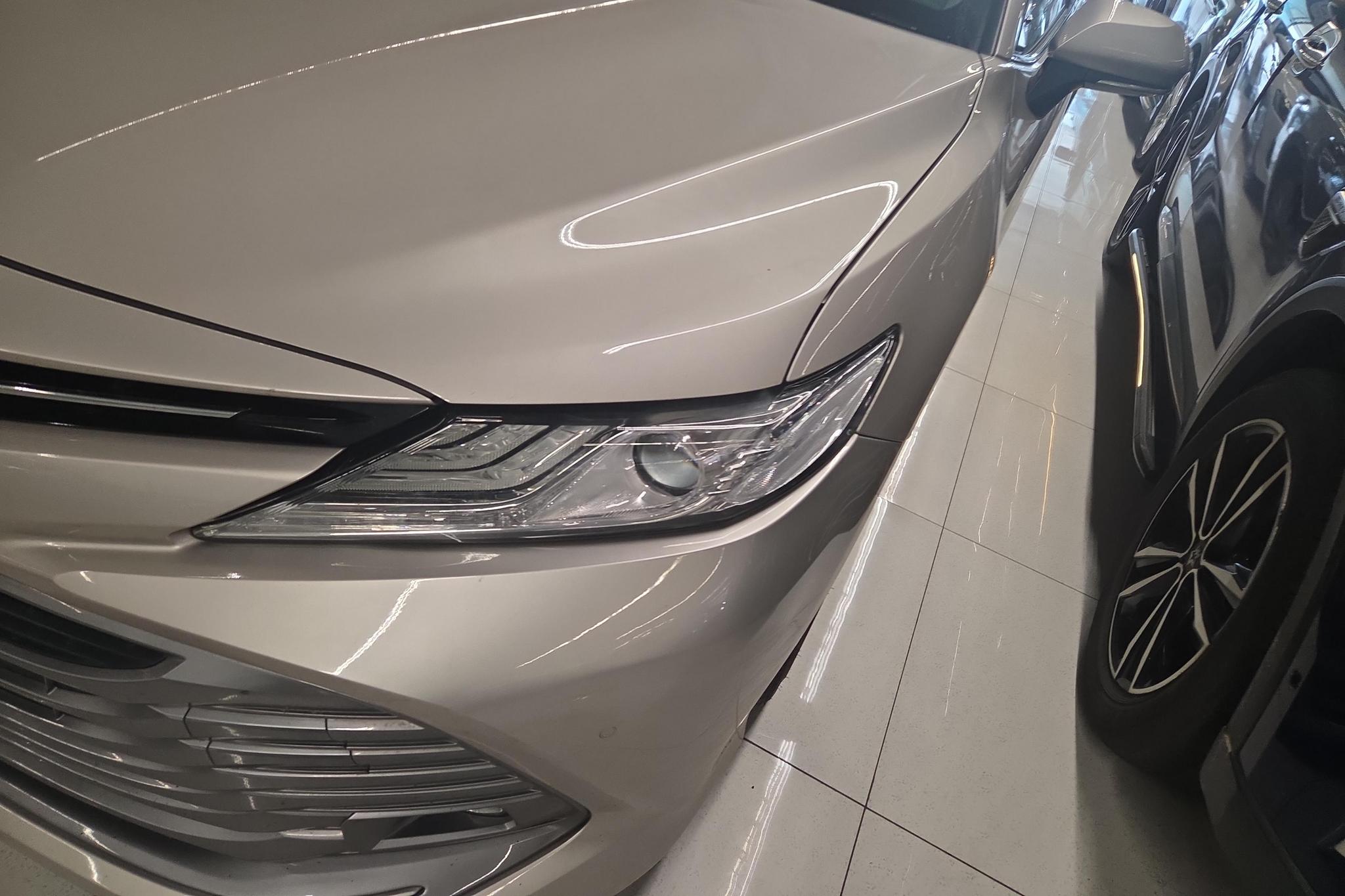 Toyota Camry id 4438056 из Китая 15