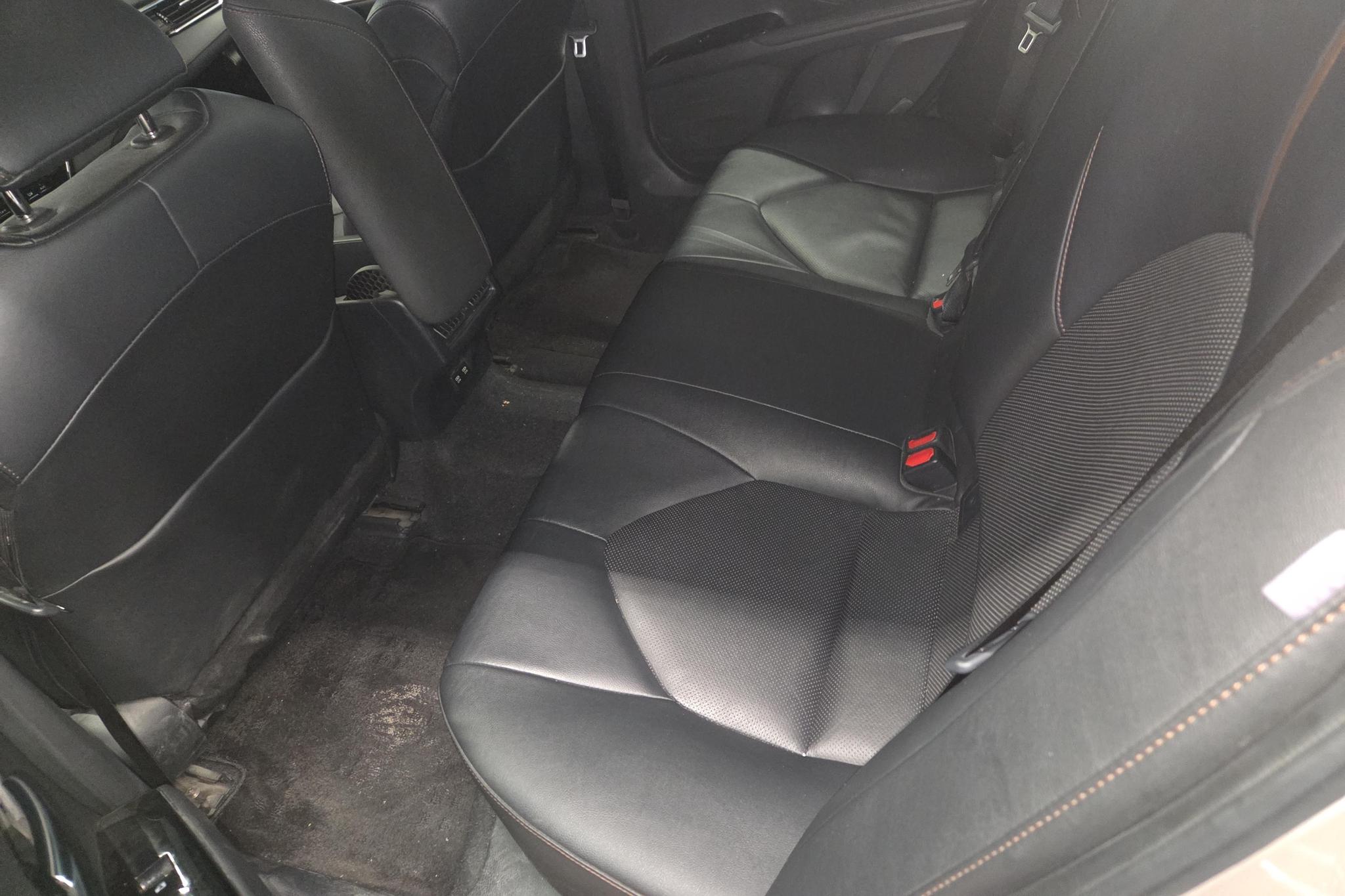 Toyota Camry id 4438056 из Китая 17