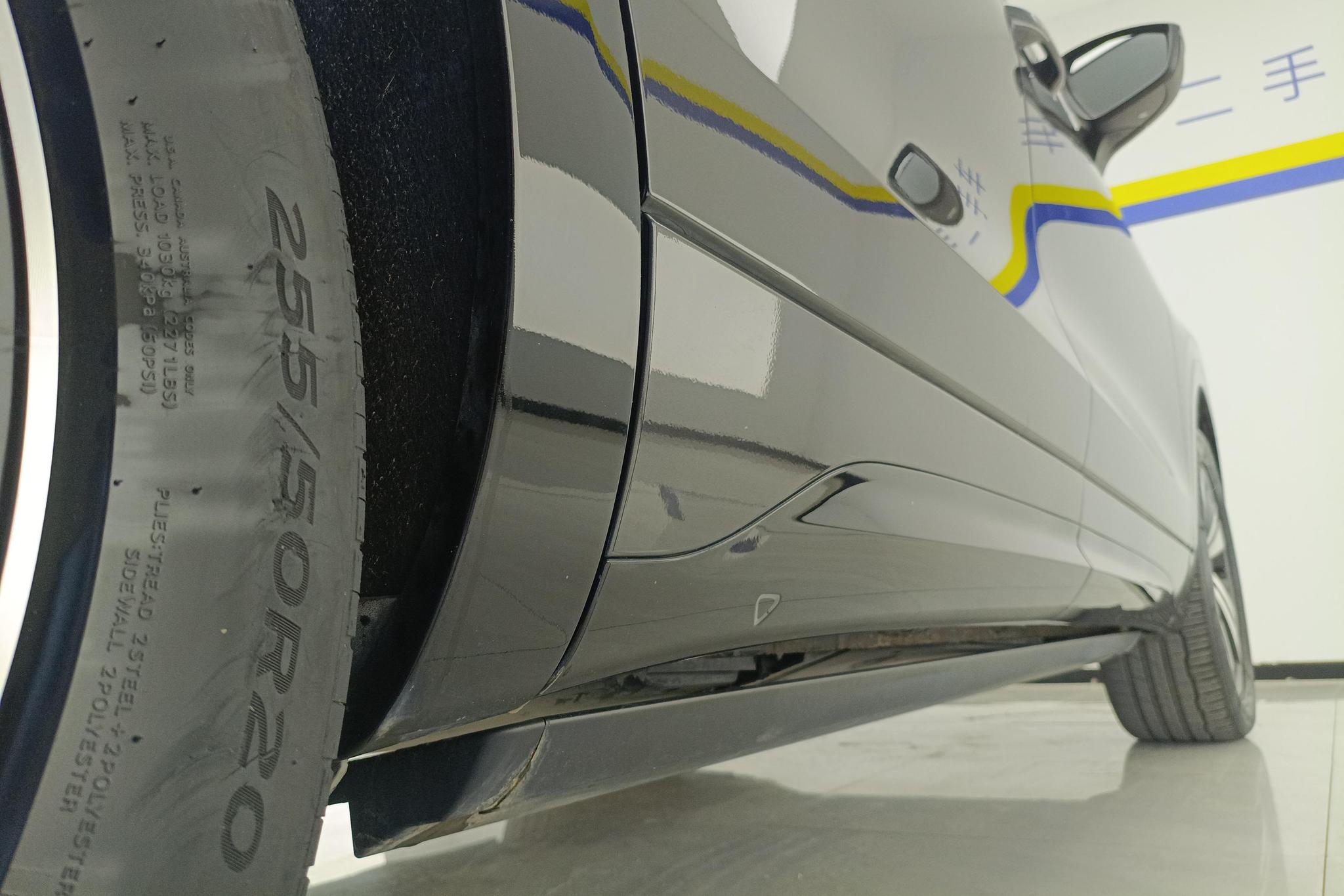 Volkswagen Tavendor 2023 380TSI R-Line