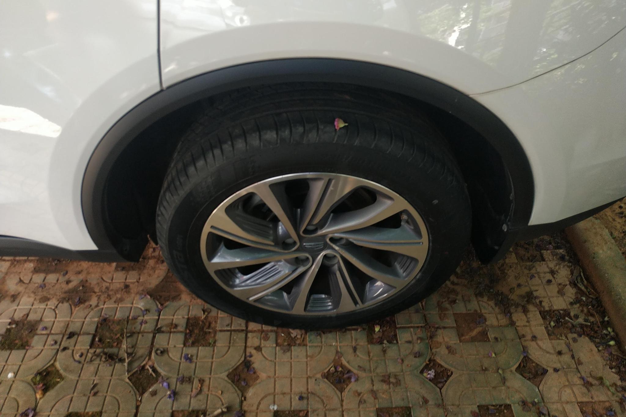 Geely Jiaji 2019 1.5TD DCT Premium