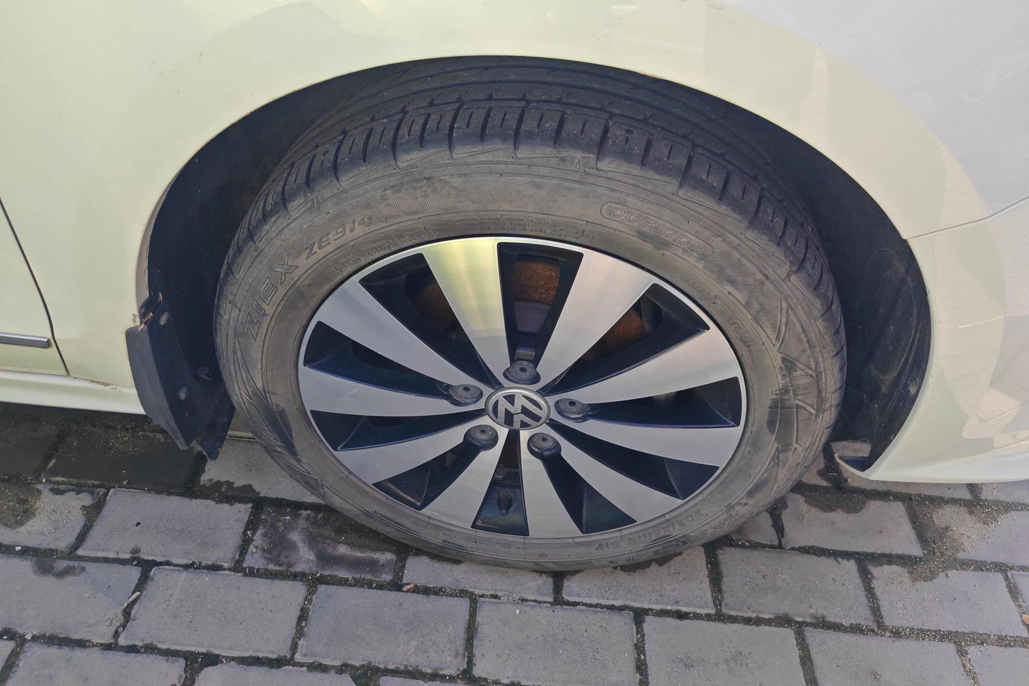 Volkswagen Sagitar 2018 1.6L AT Comfort