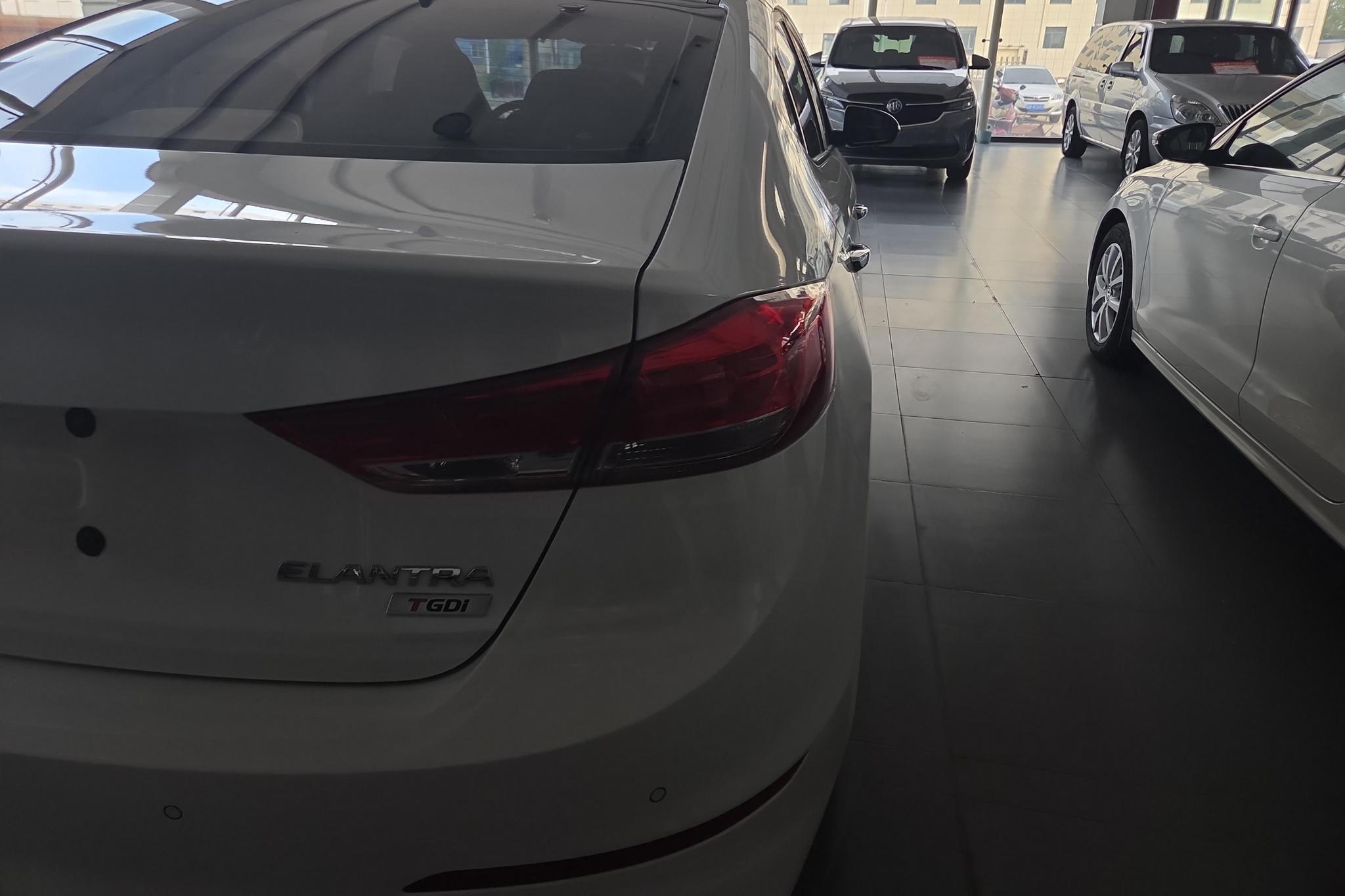 Hyundai Elantra 2019 1.4T DCT
