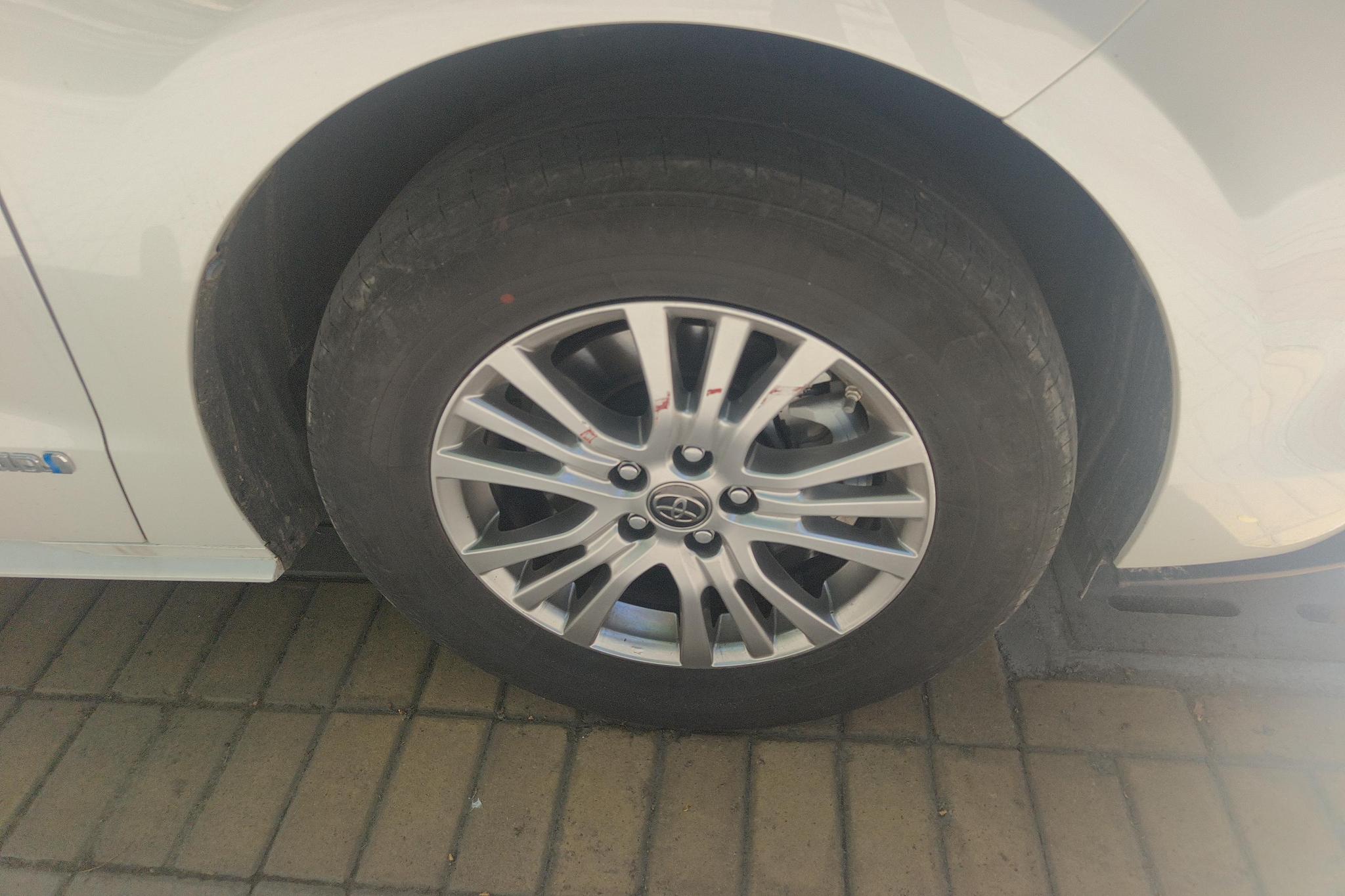Toyota Sienna 2023 2.5L Comfort