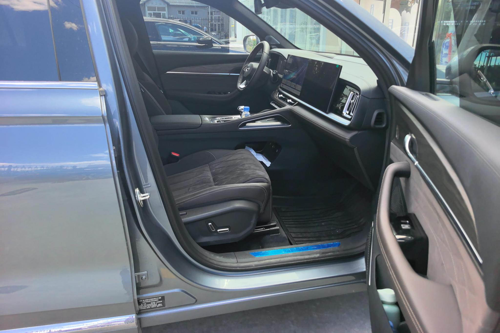 Geely Monjaro L 2026 2.0TD AT