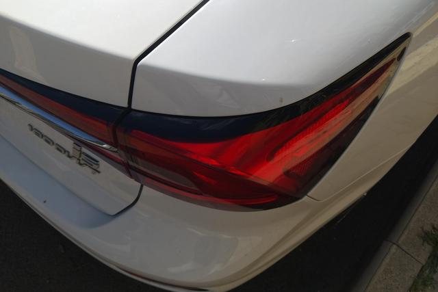 Roewe i5 2020 1.5 L AT 4 G — фото 5