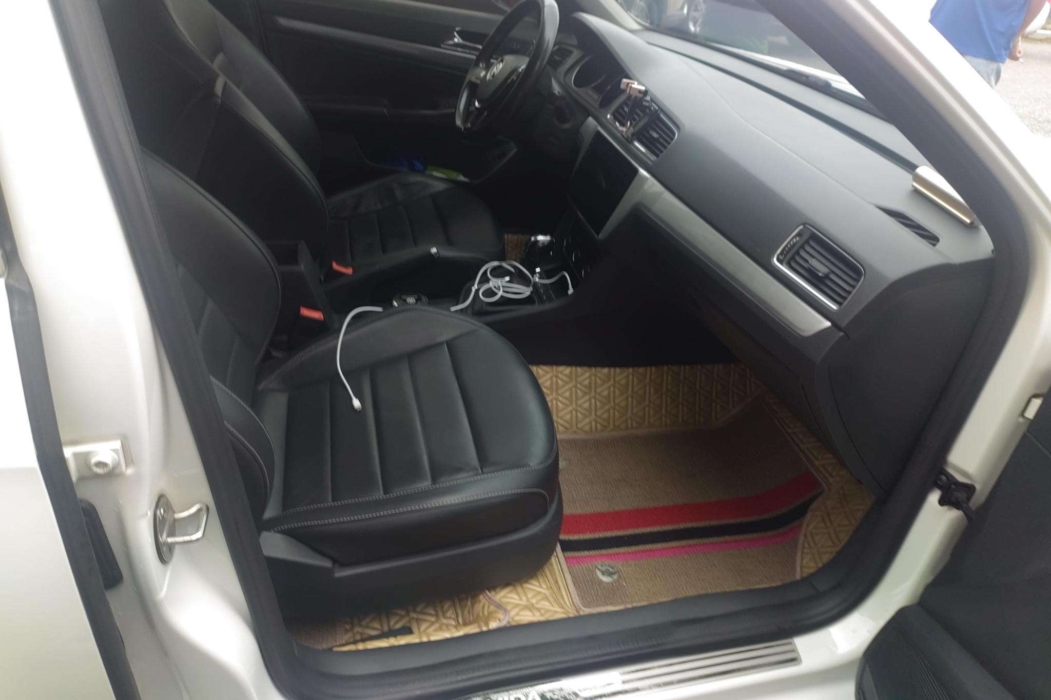 Volkswagen Lavida 2017 230TSI DSG Comfort