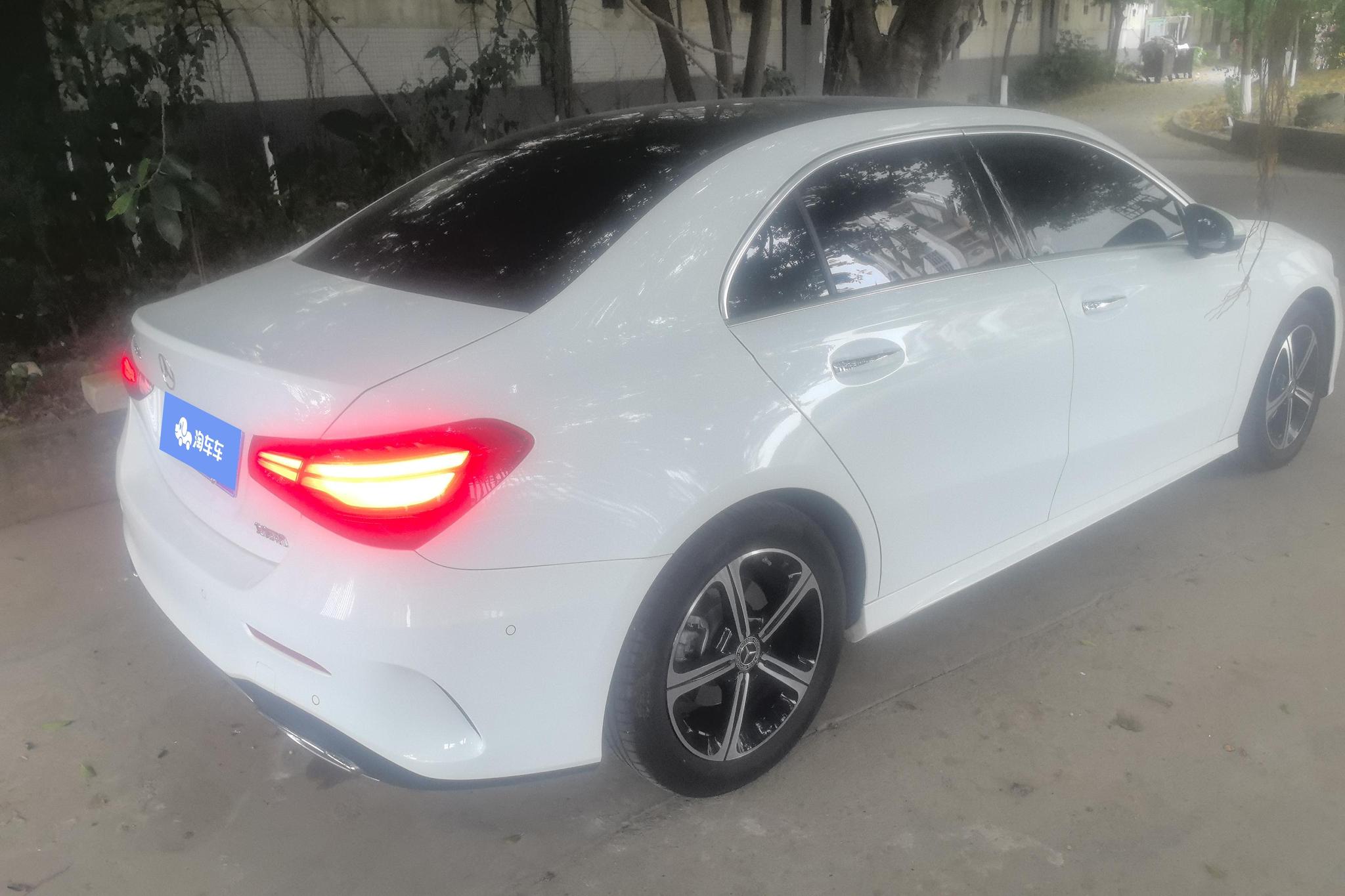 Mercedes-Benz A-Class A 2023 A 200 L Sport Fashion