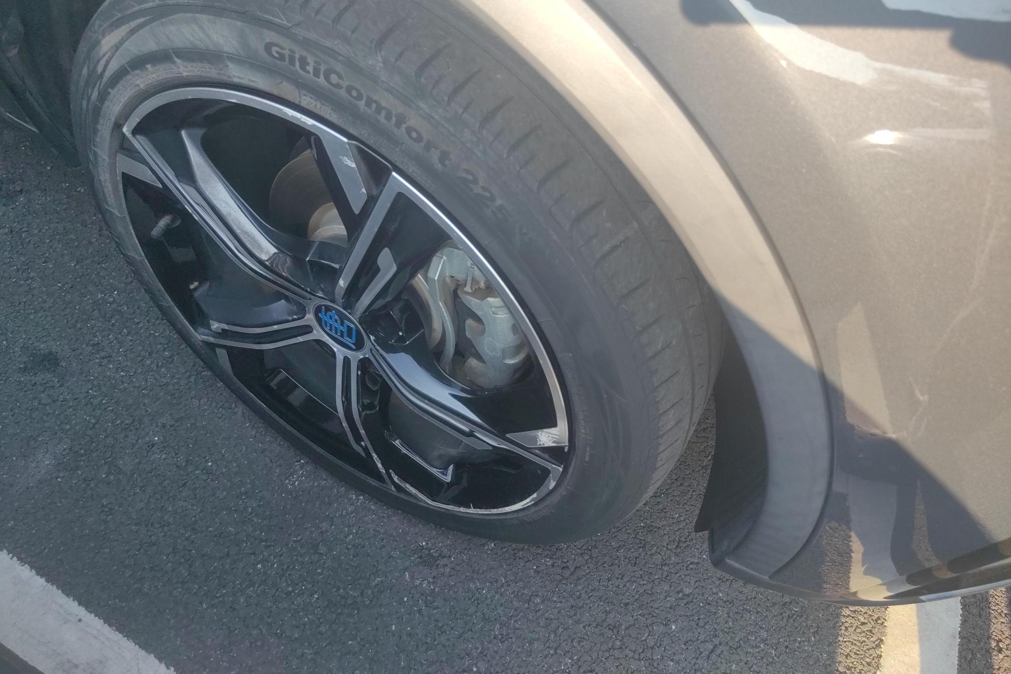 BYD Tang DM 2021 DM-i 1.5T 112KM