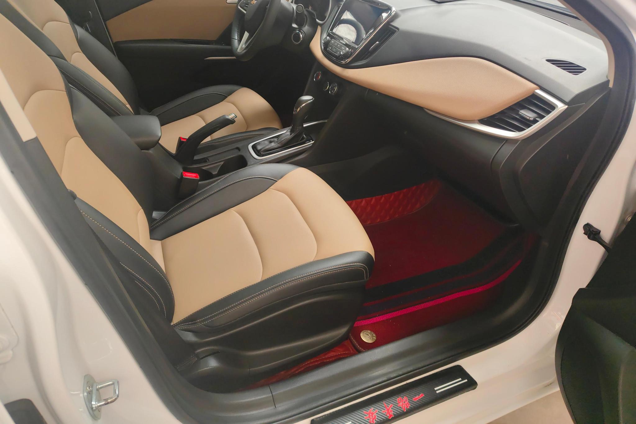 Chevrolet Monza 2020 320 AT Enjoy