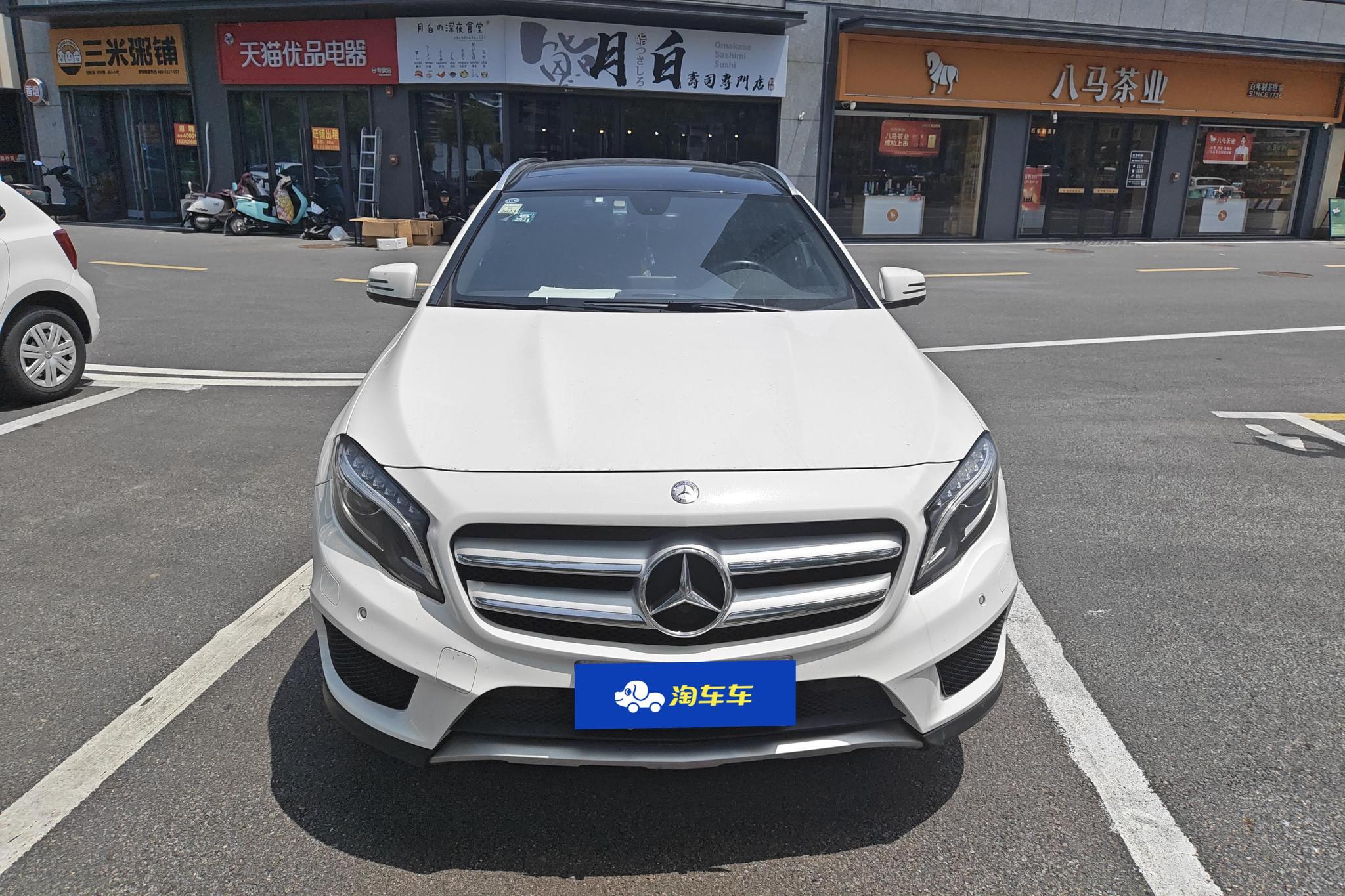 Mercedes-Benz GLA 2015 GLA 260 4MATIC Sport