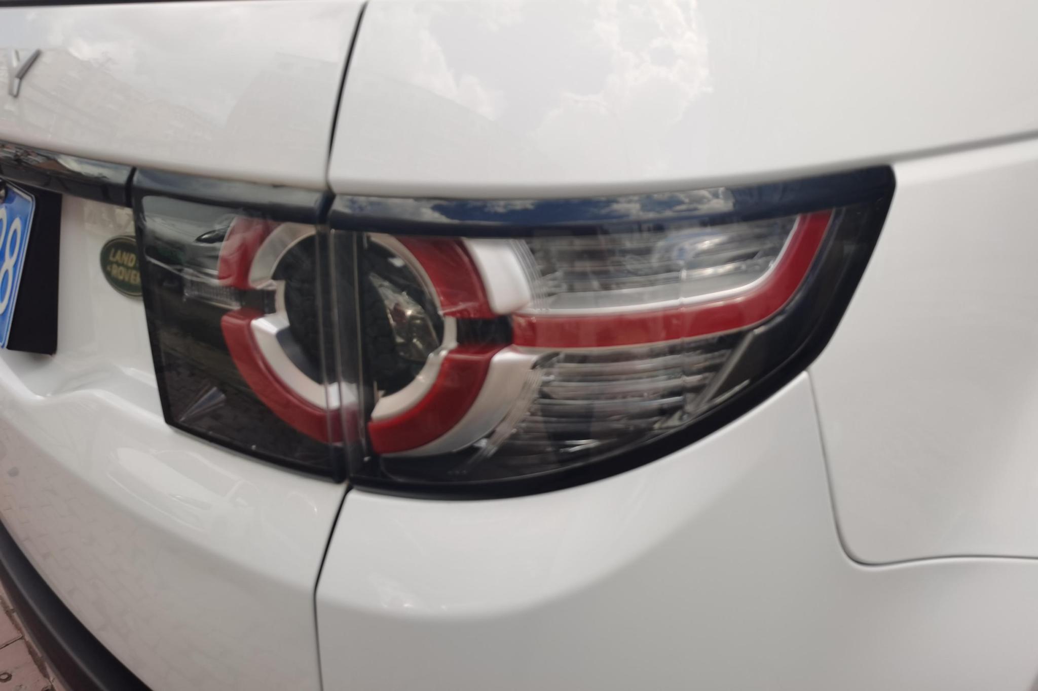 Land Rover Discovery Sport 2017 2.0T SE