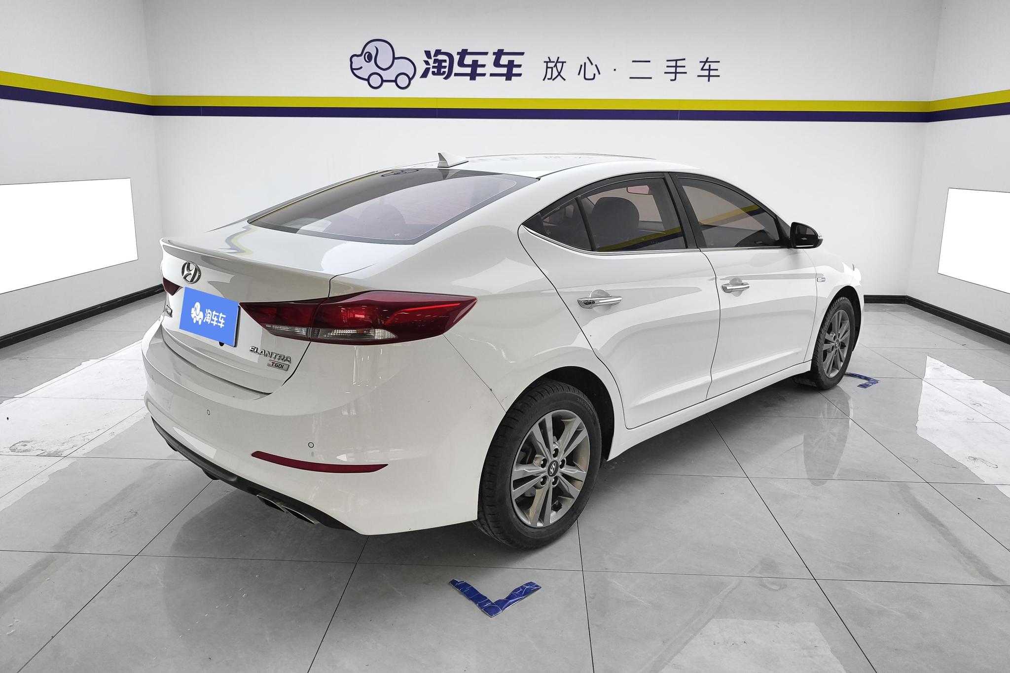 Hyundai Elantra 2016 1.4T DCT