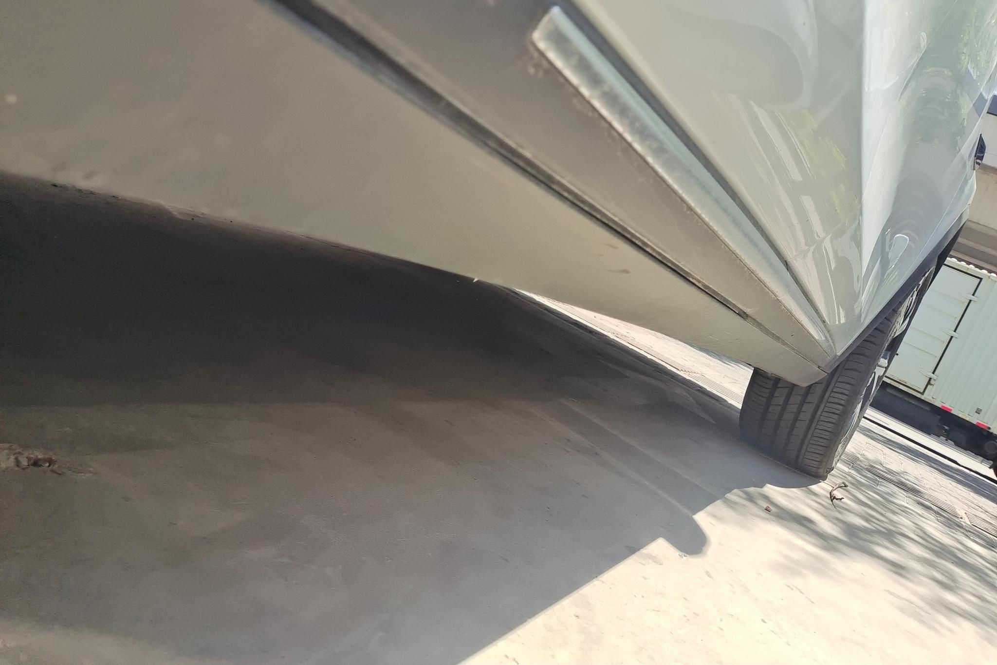 BYD Tang DM 2025 Smart Drive DM-i 175KM