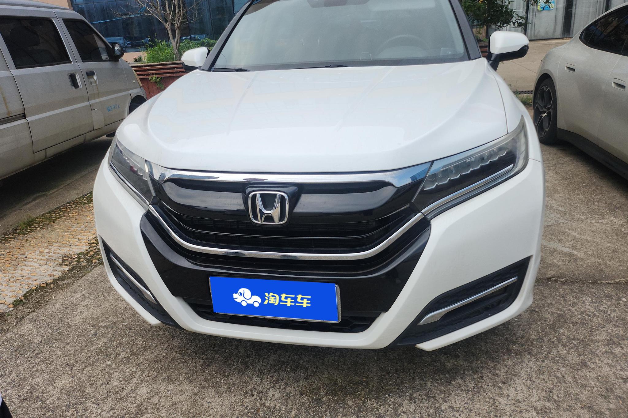 Honda UR-V 2017 370TURBO Luxury V
