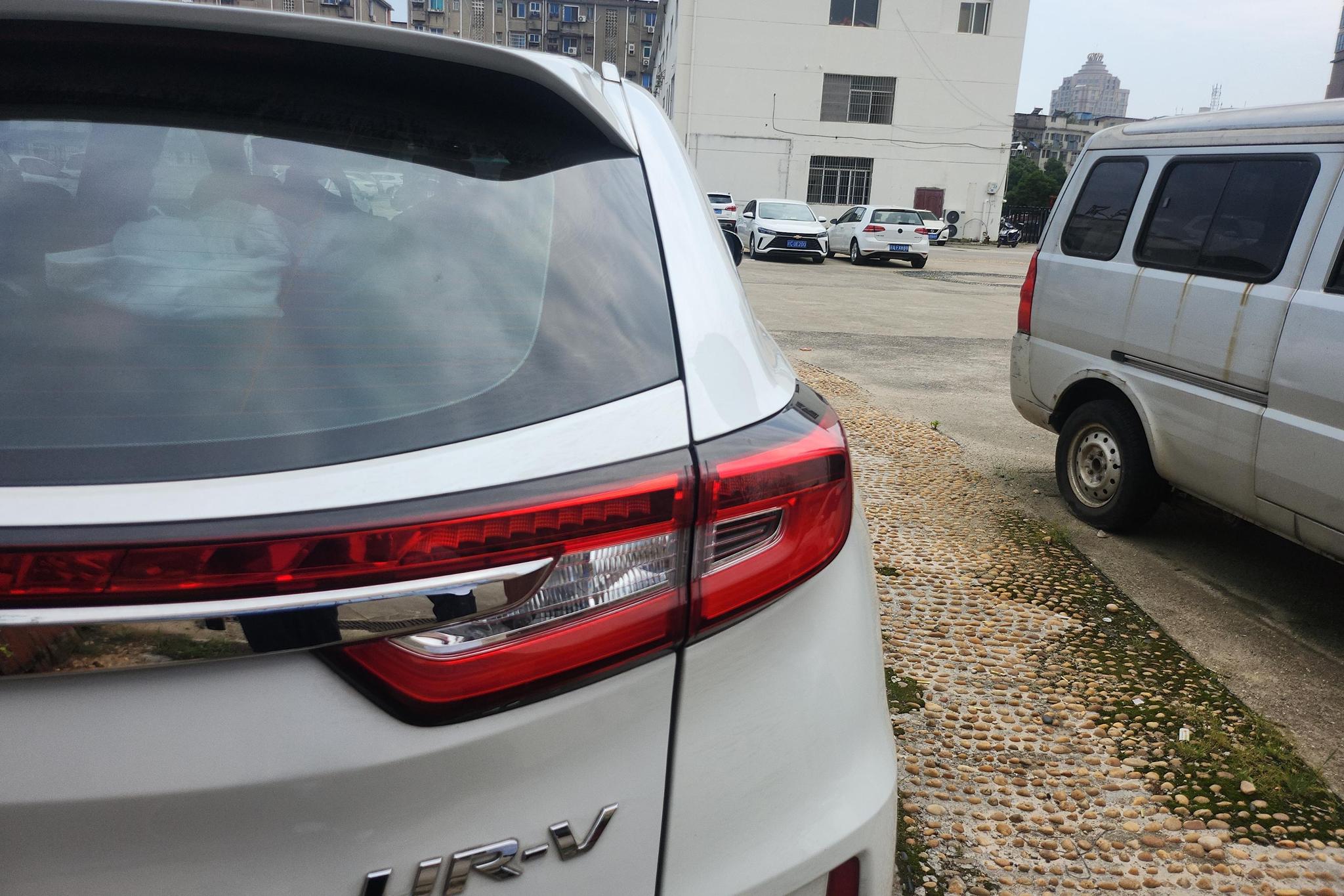 Honda UR-V 2017 370TURBO Luxury V