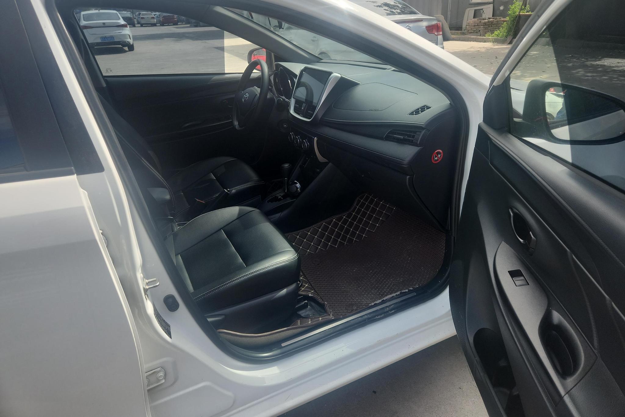 Toyota Yaris L Zhixuan YARIS L 2019 1.5E CVT VI