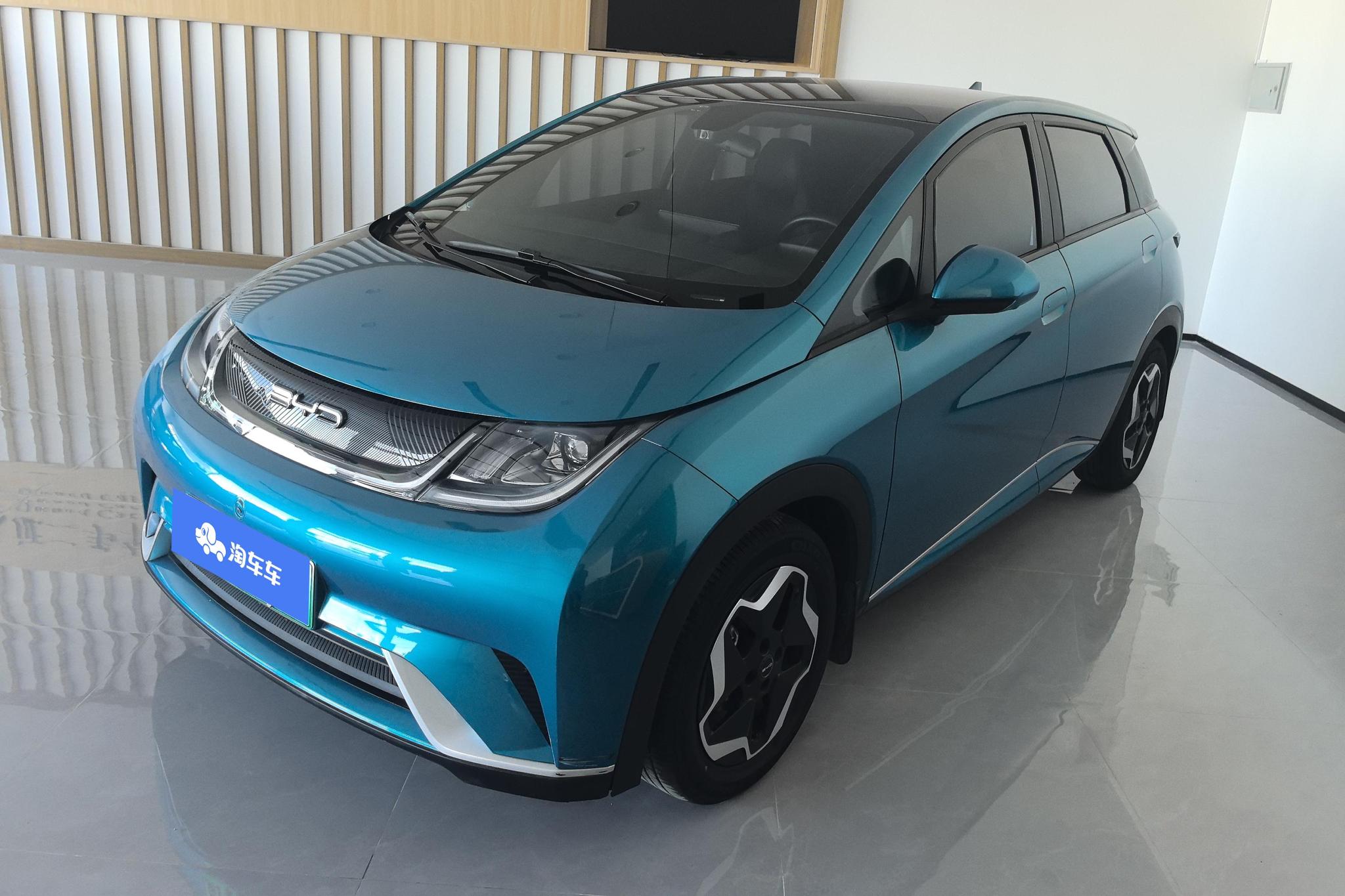 BYD Dolphin