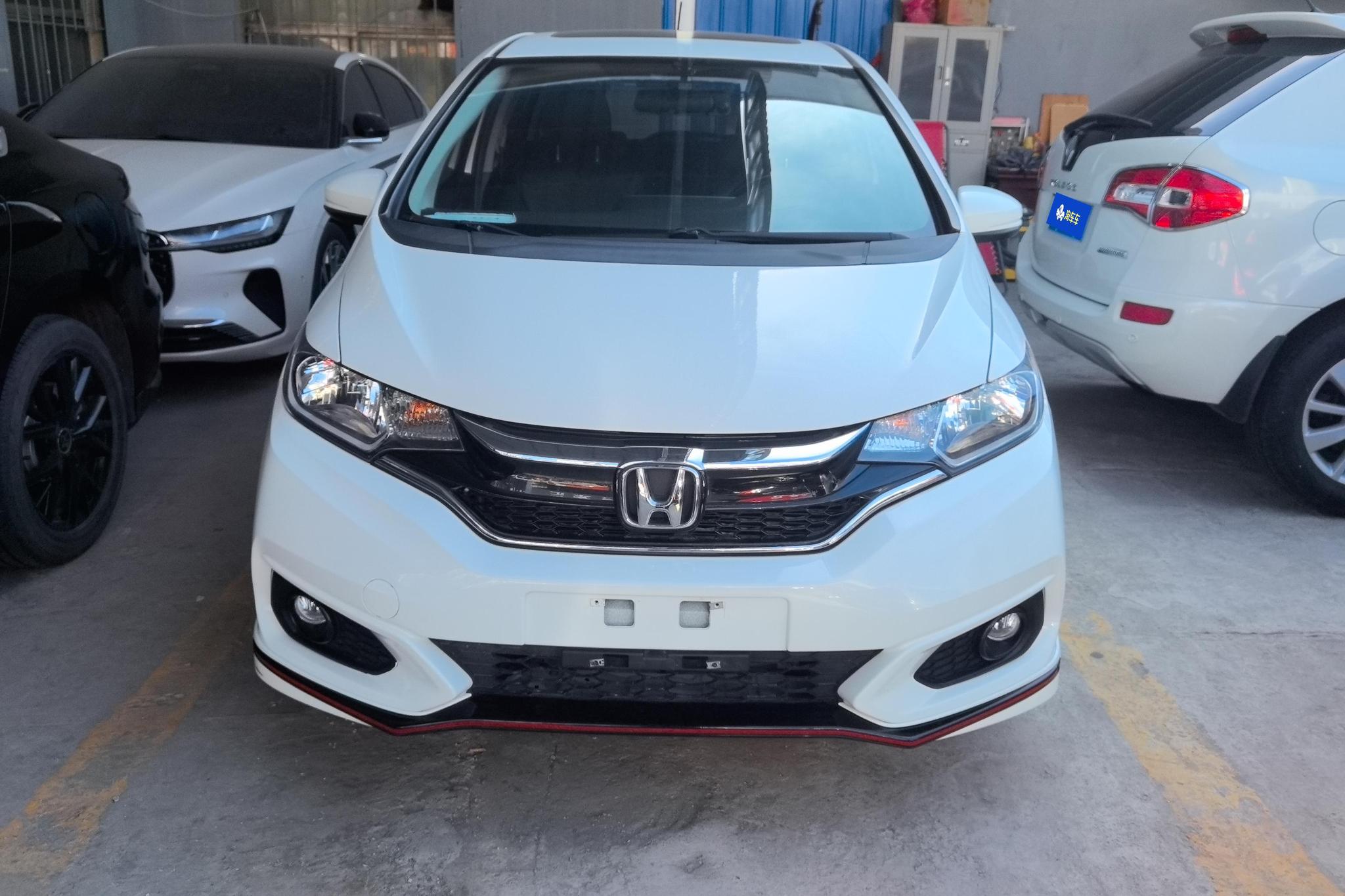 Honda Fit 2018 1.5L CVT +