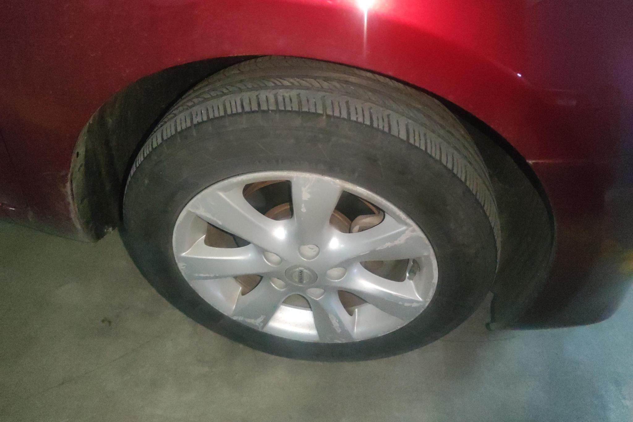Nissan Tiida 2014 1.6L CVT Comfort
