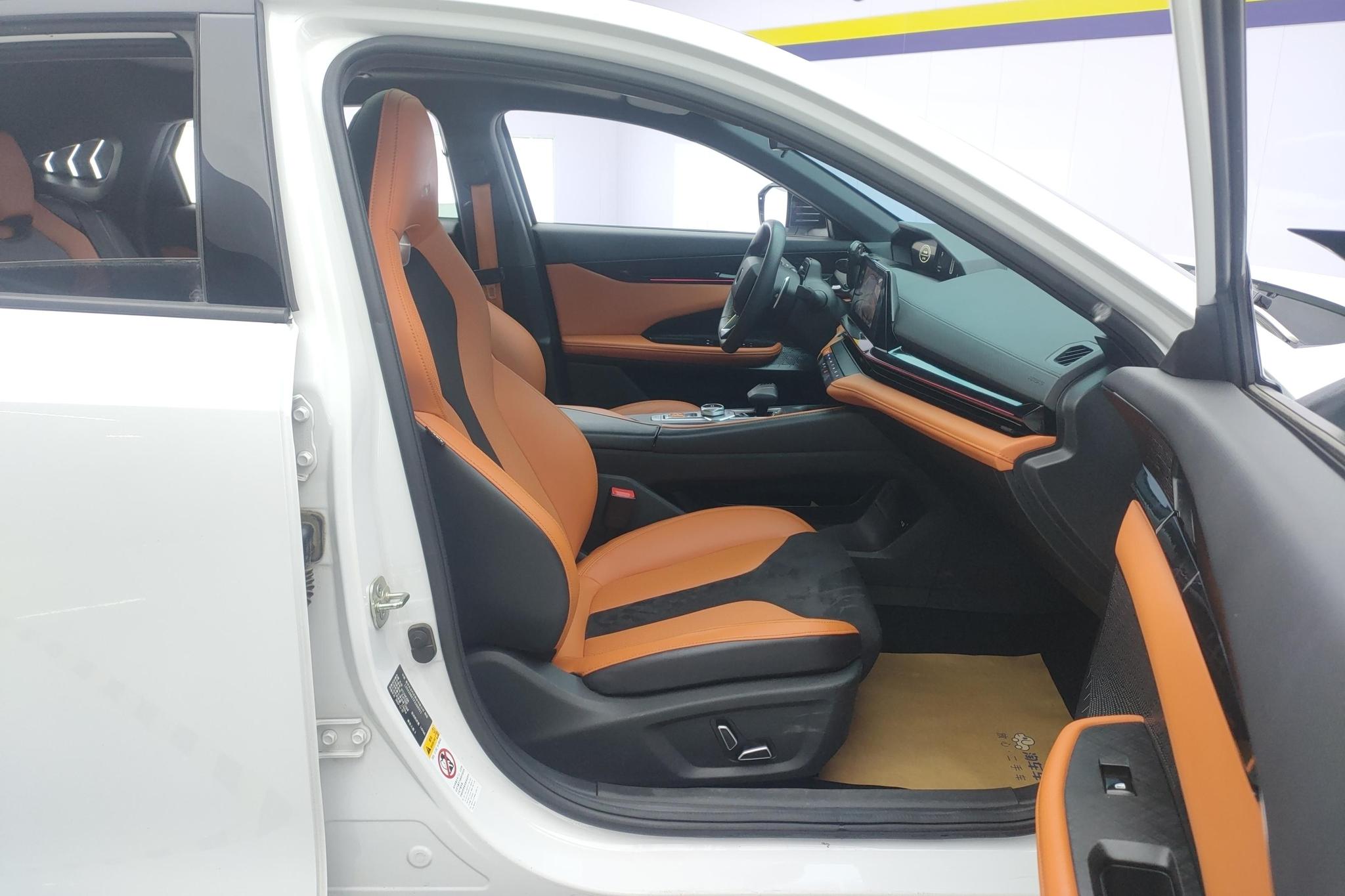 Changan UNI-V 2023 1.5T Sport