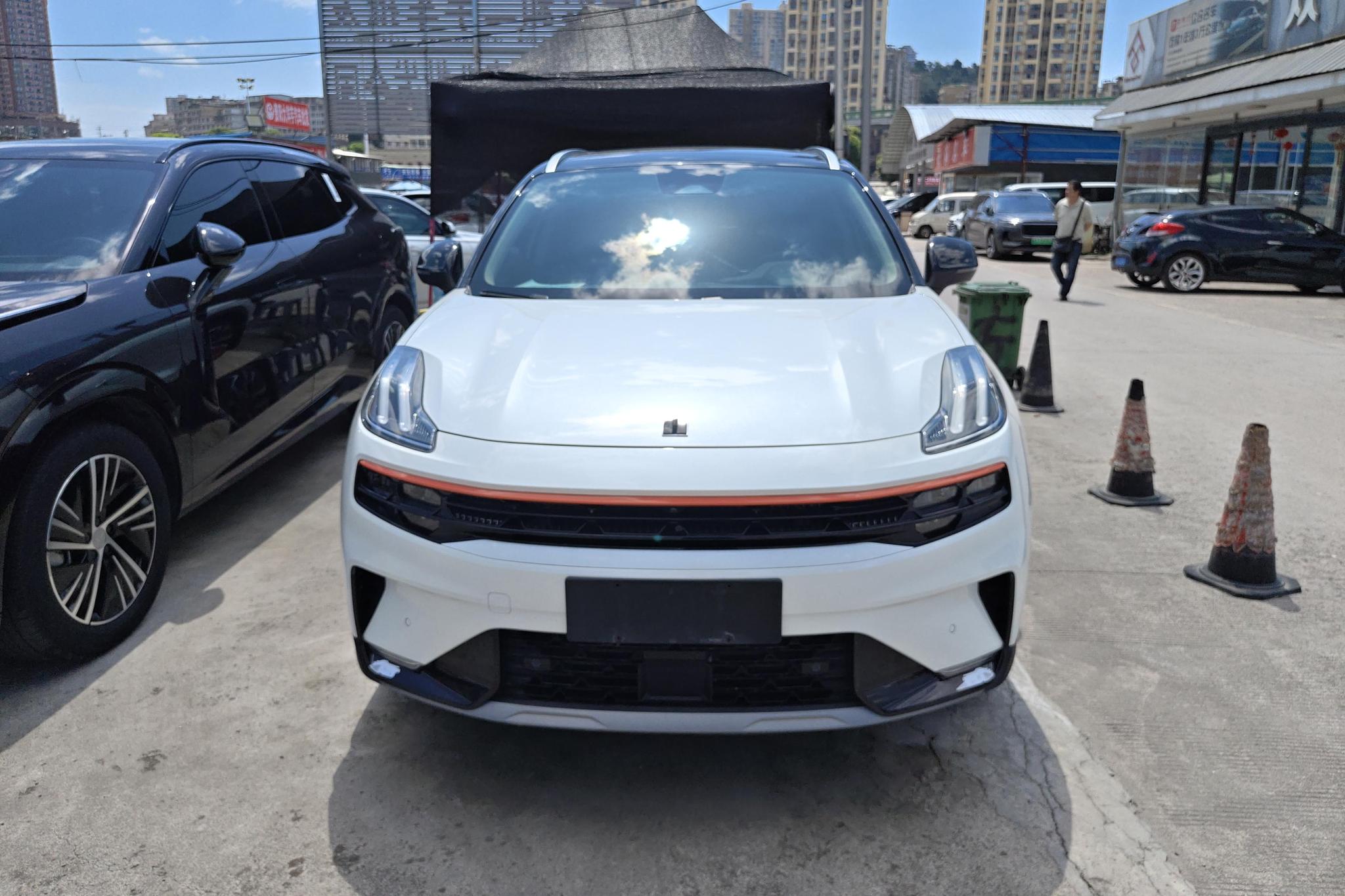 Lynk & Co 06 2020 1.5T Pro