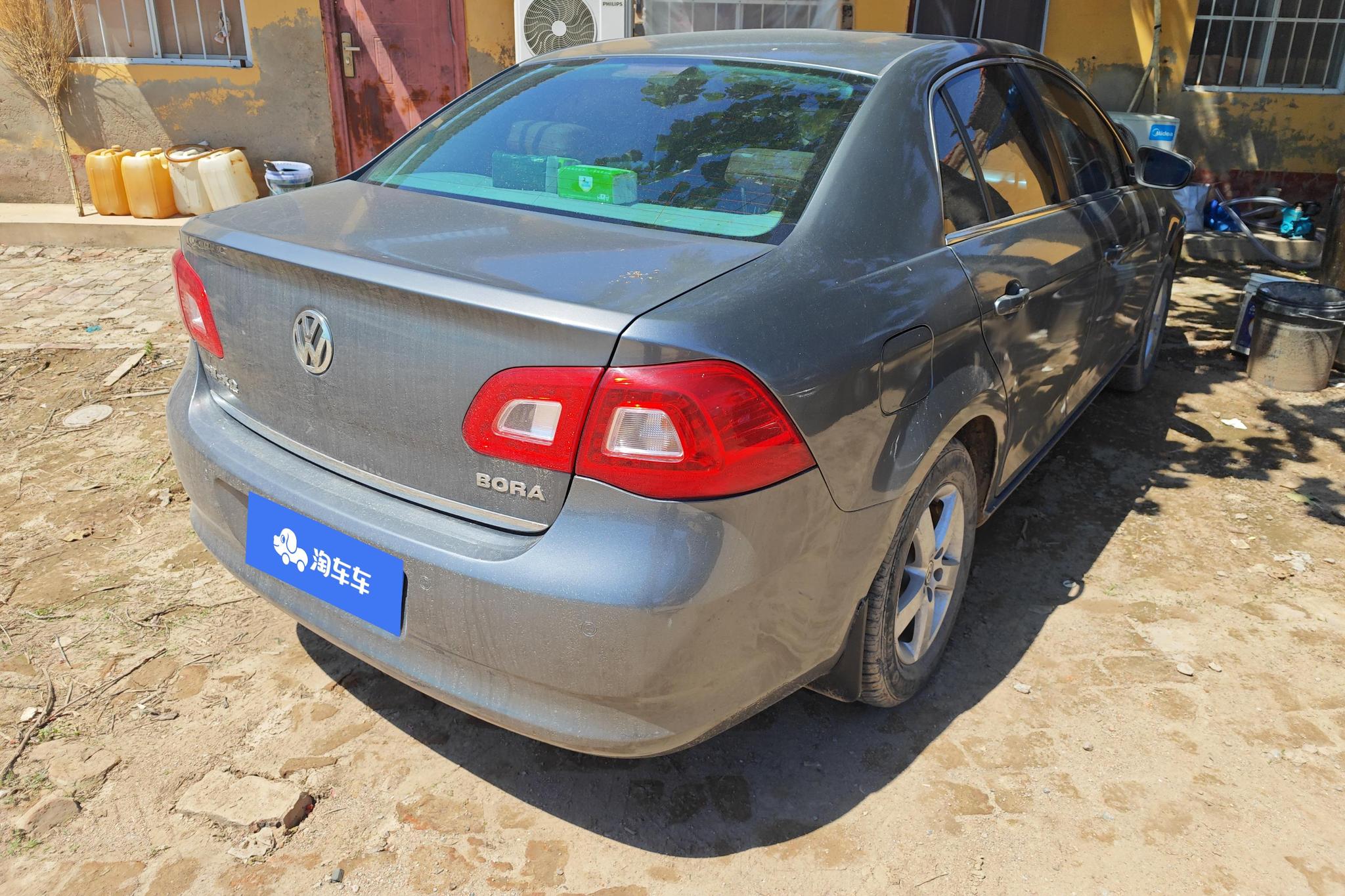 Volkswagen Bora 2011 1.6L AT Fashion