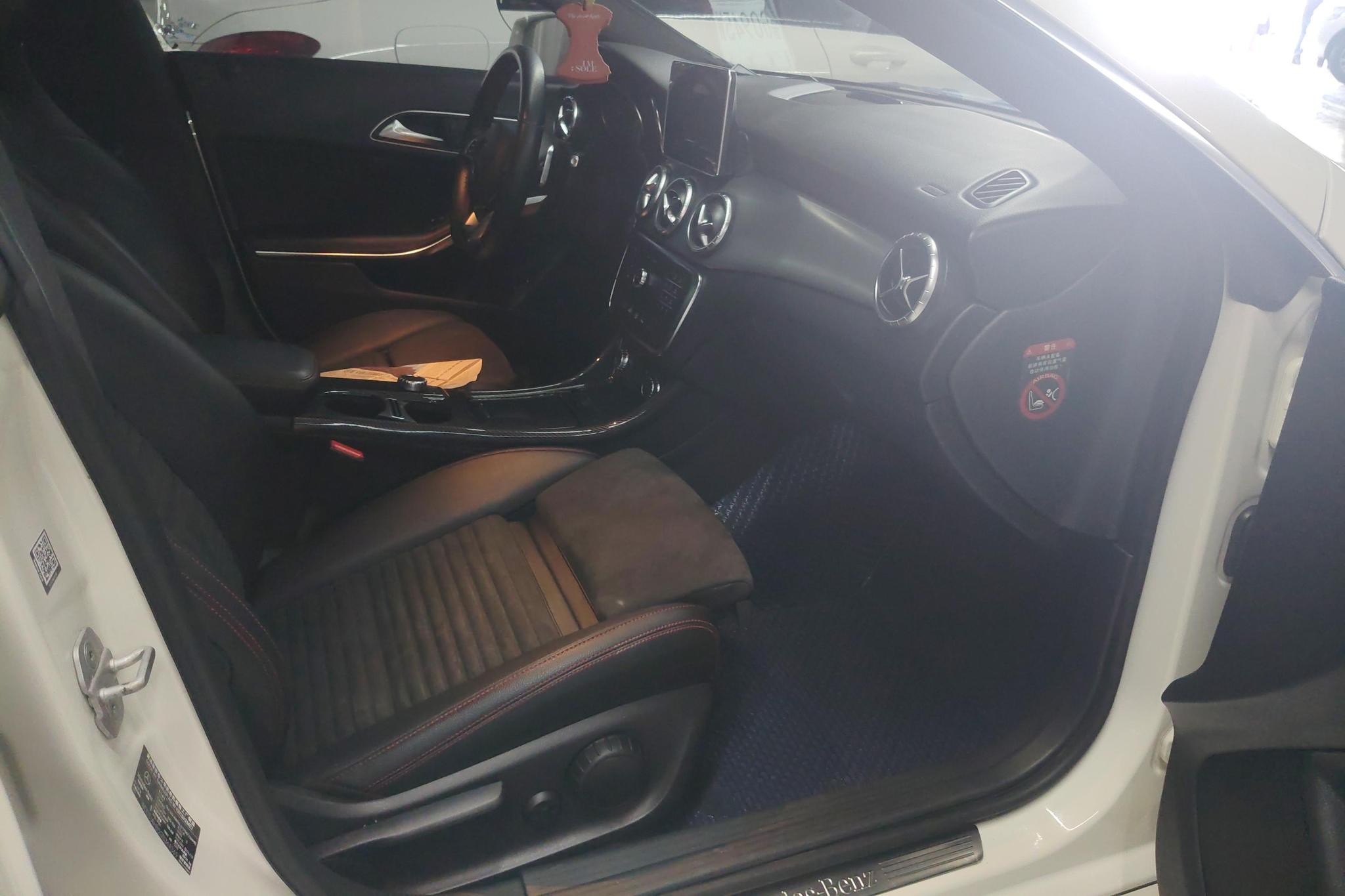 Mercedes-Benz CLA 2016 CLA 220 4MATIC
