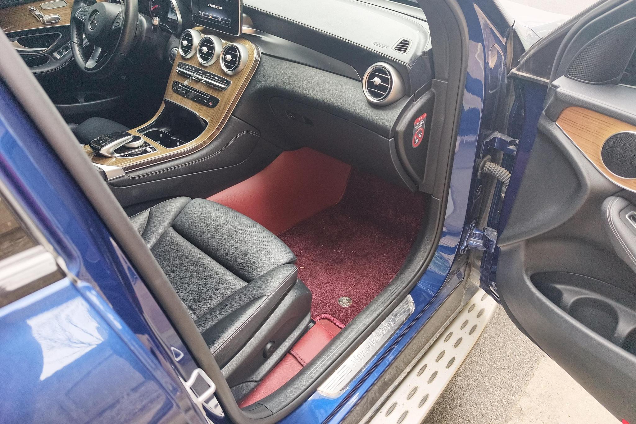 Mercedes-Benz GLC 2017 GLC 260 4MATIC SUV