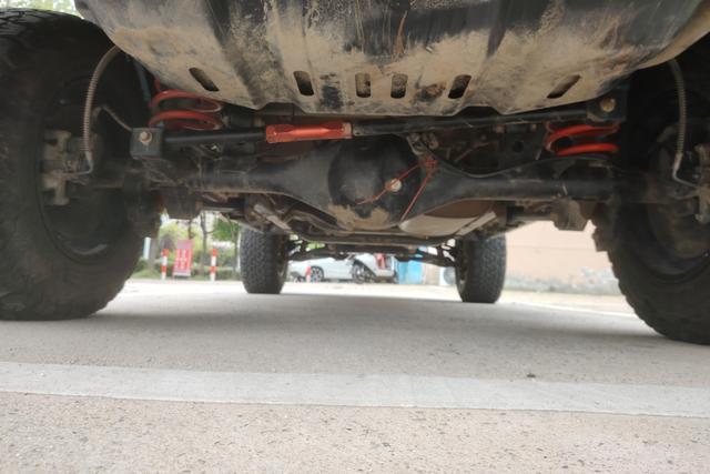 BAIC BJ40 2019 2.3 T AT 4 WD Flagship VI — фото 9